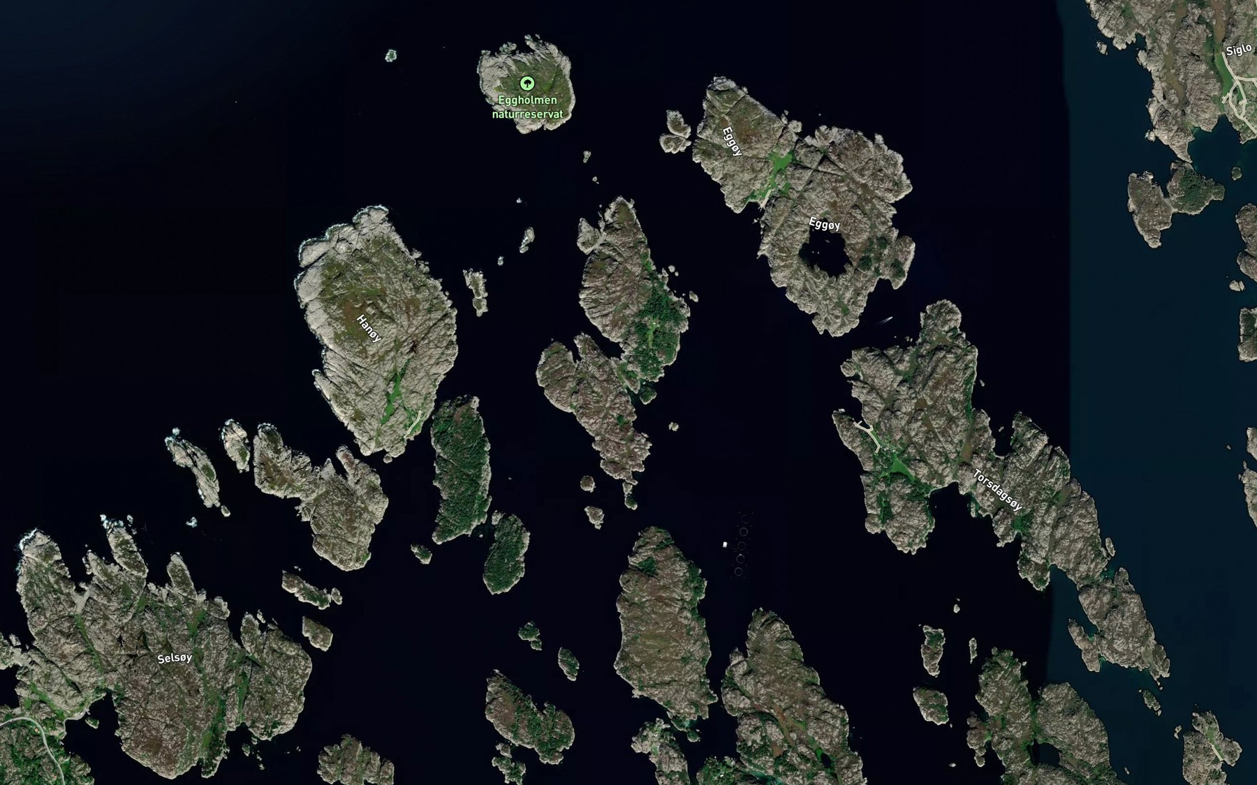 Satellite map of the Eidoysanden