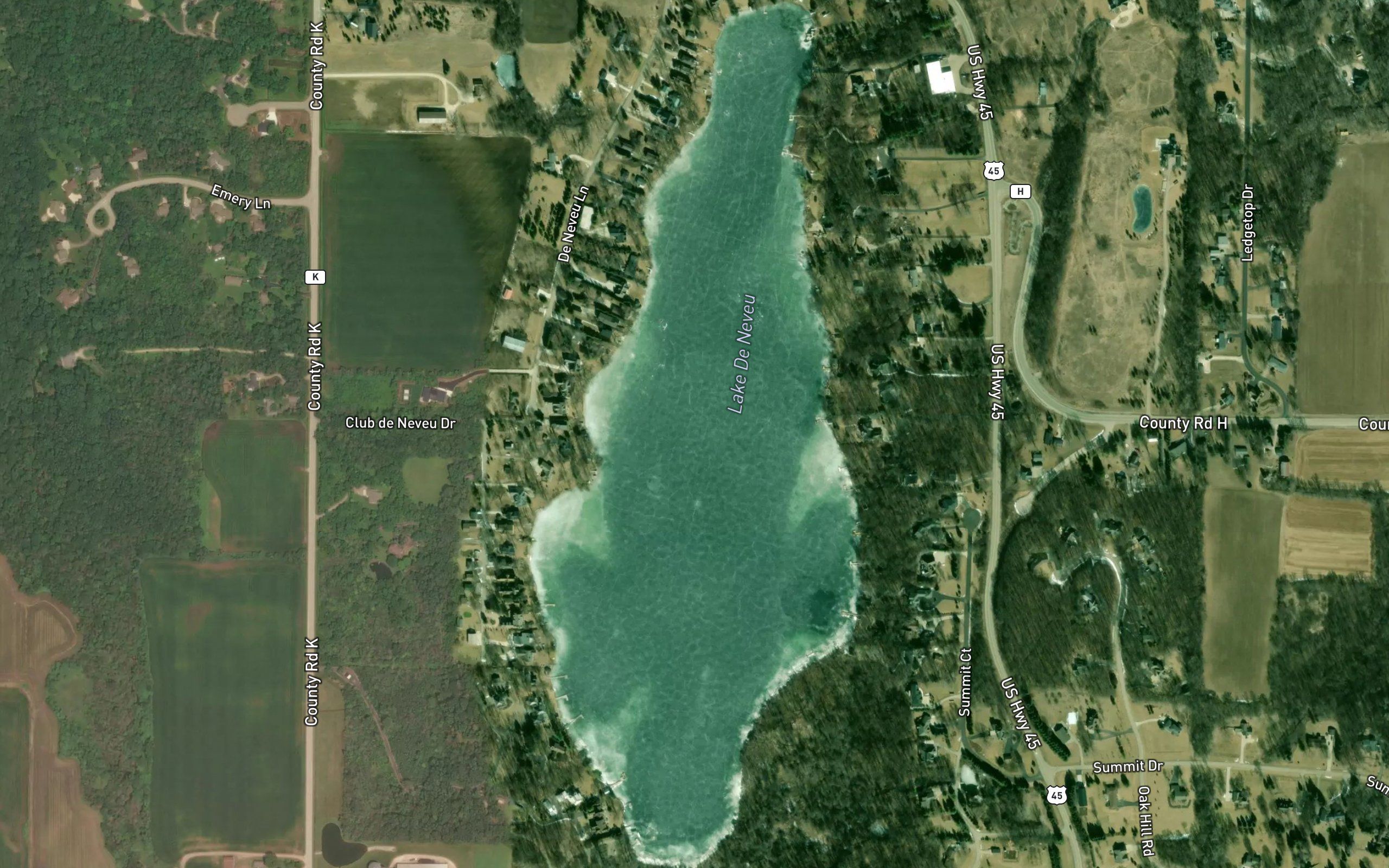 Lake De Neveu