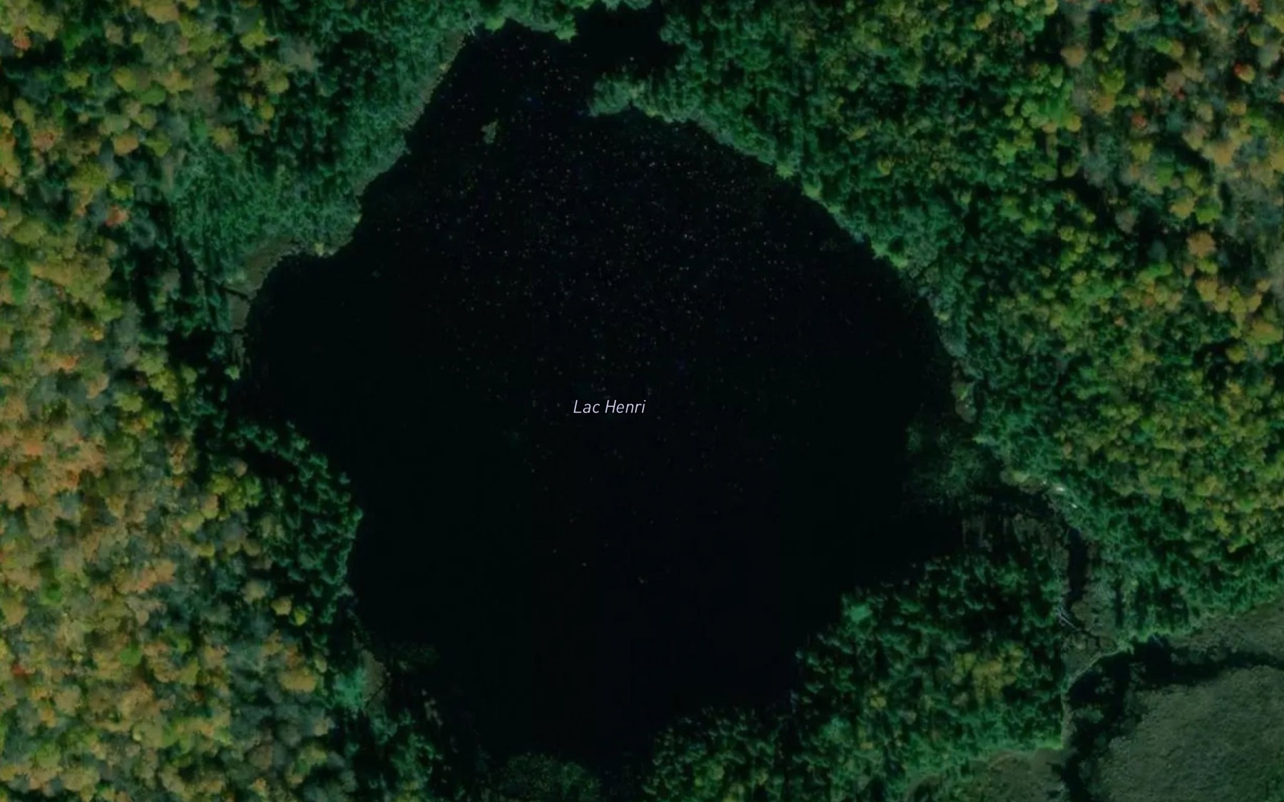 Satellite map of the Lac Henri