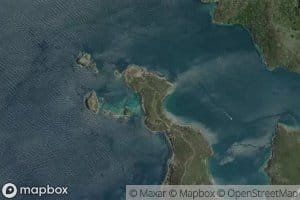 Oneura Bay (Red Cliff Cove)