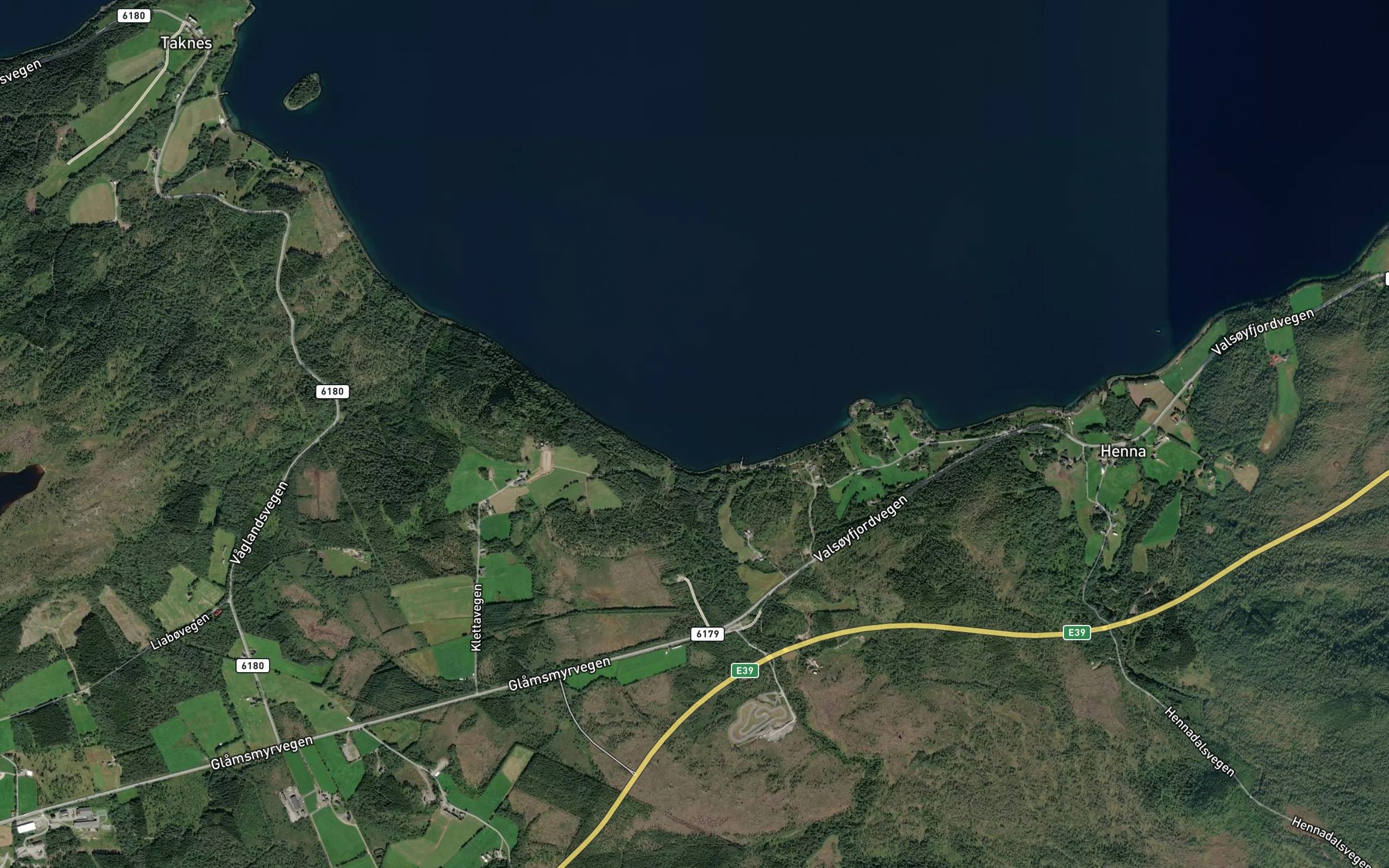 Satellite map of the Einbukta