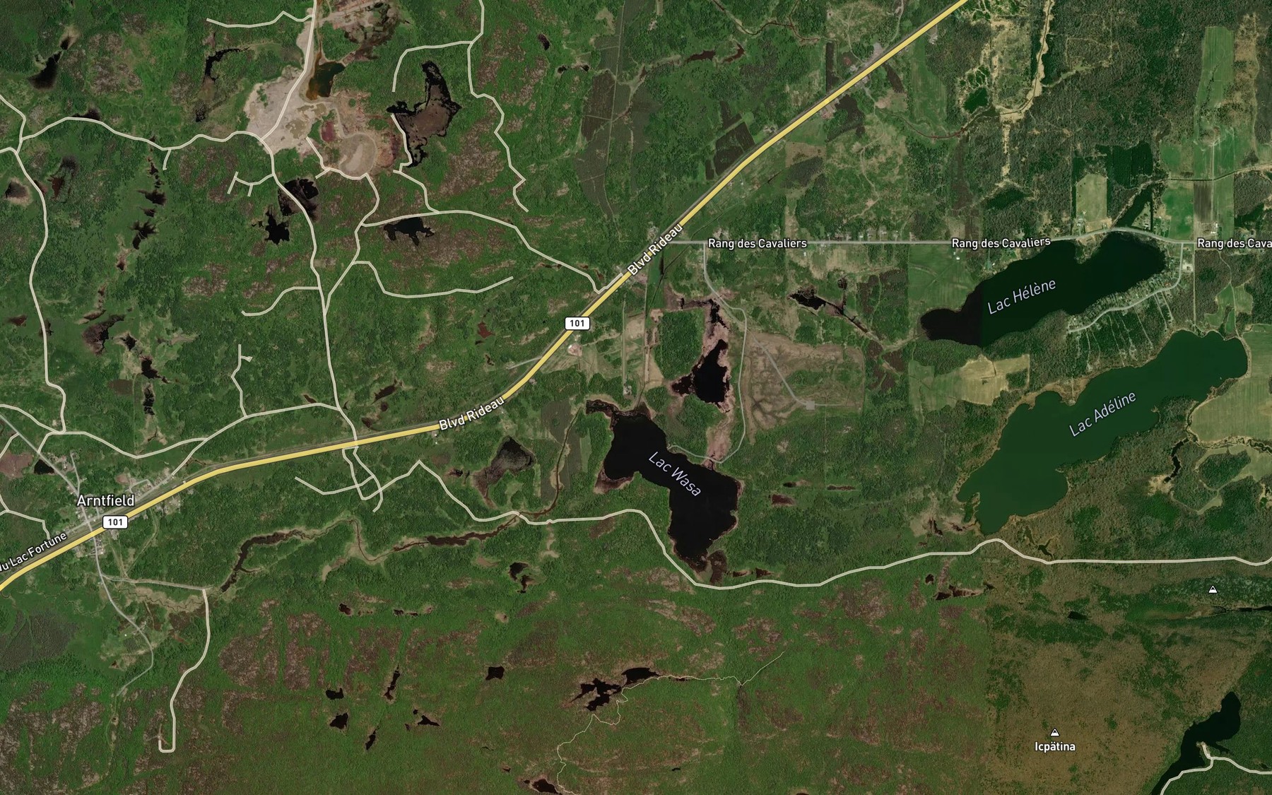 Satellite map of the Cours d'eau Pellerin
