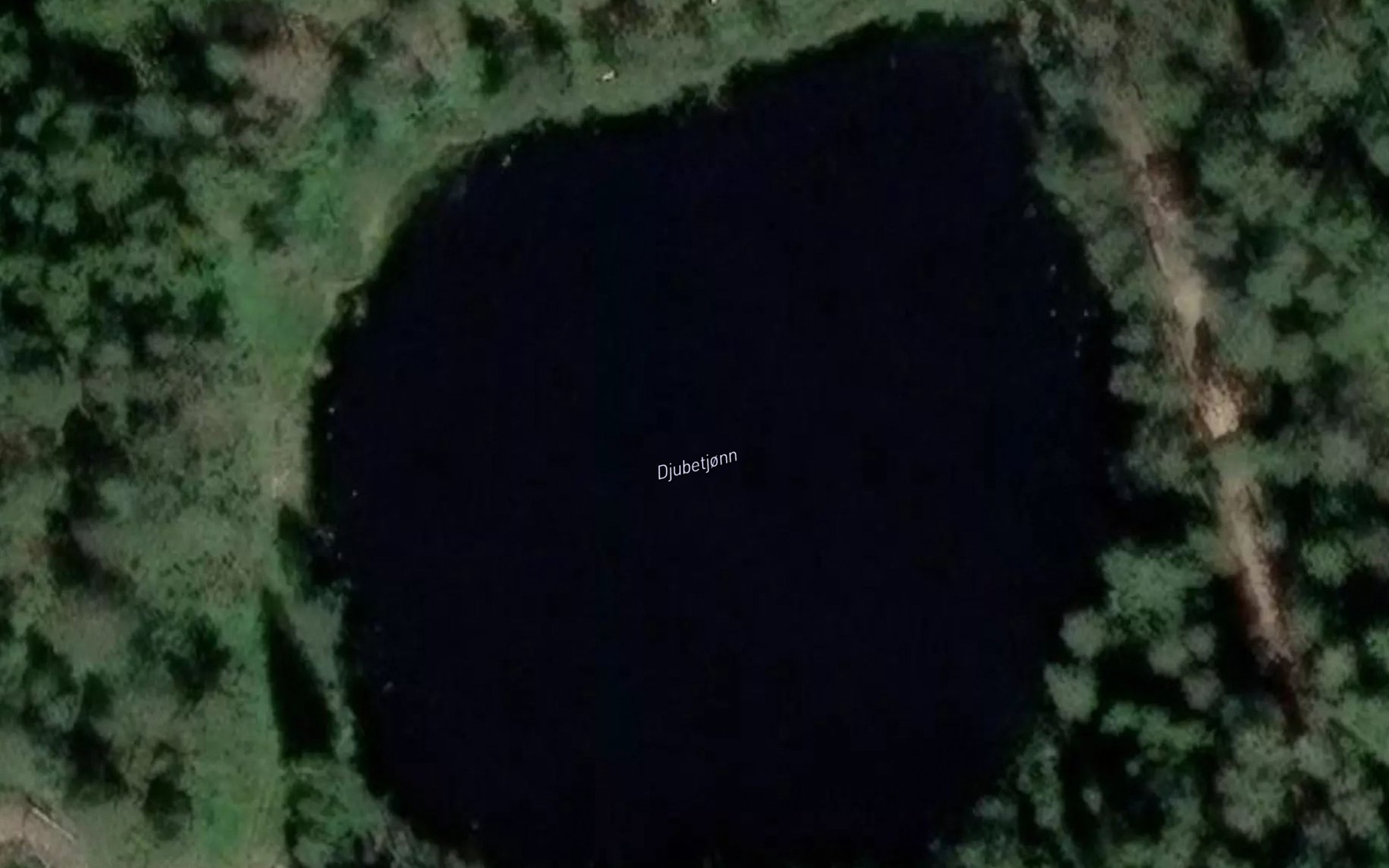 Satellite map of the Djubetjonn