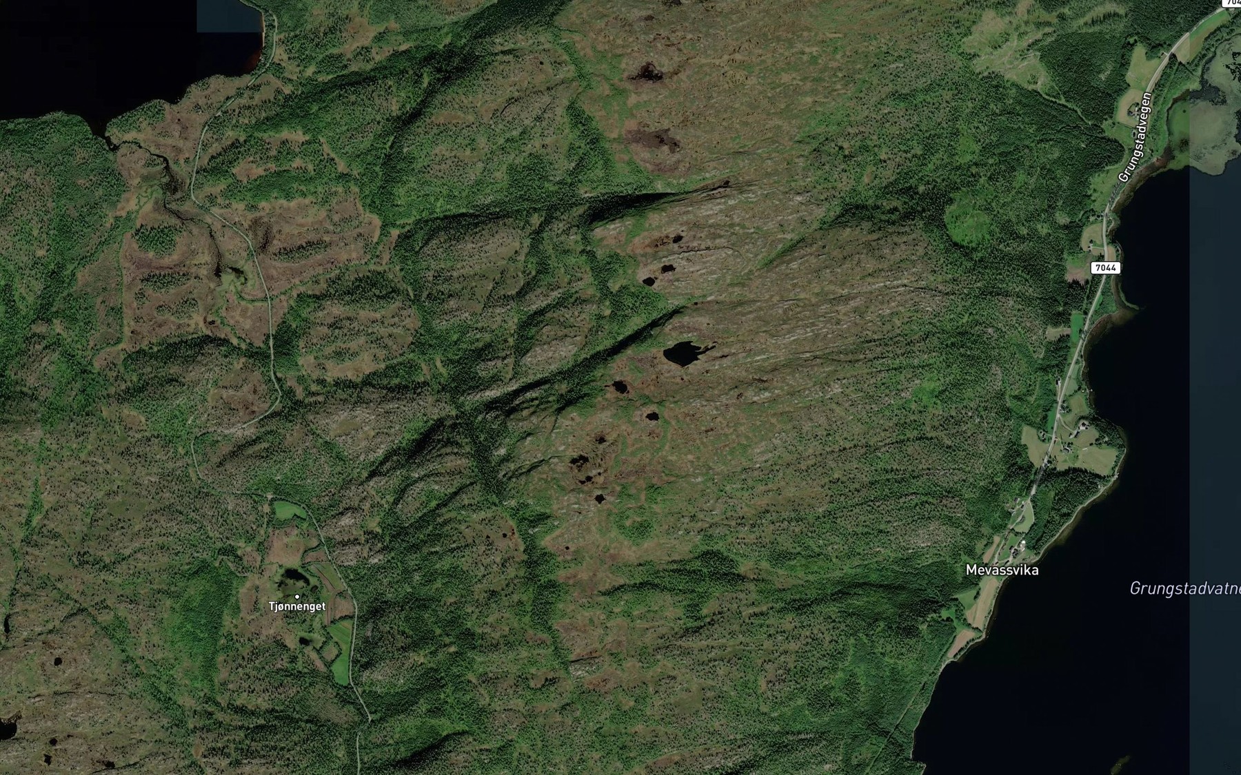 Satellite map of the Laugartjonnin