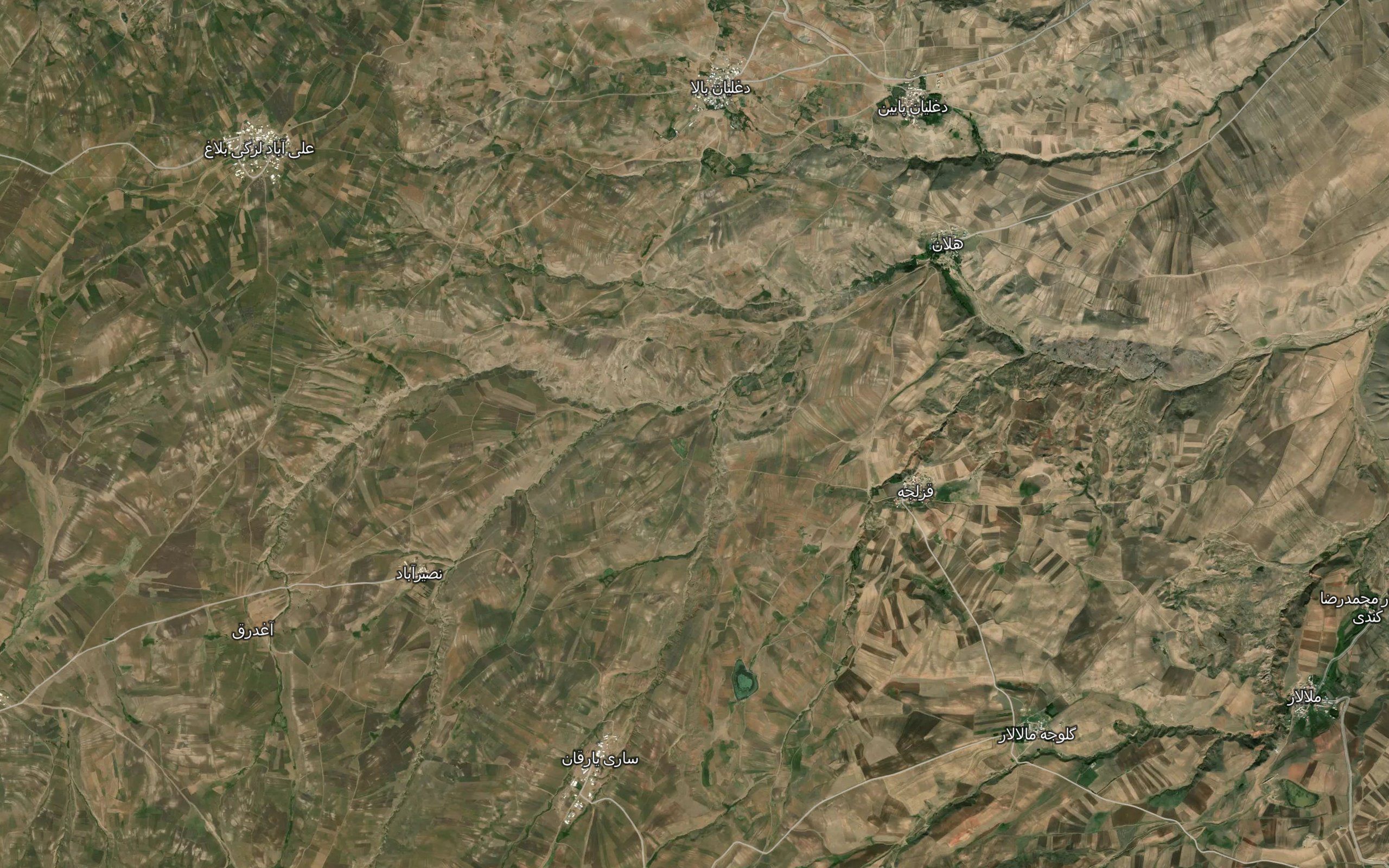 Cheshmeh-ye Kandeh Yamakh