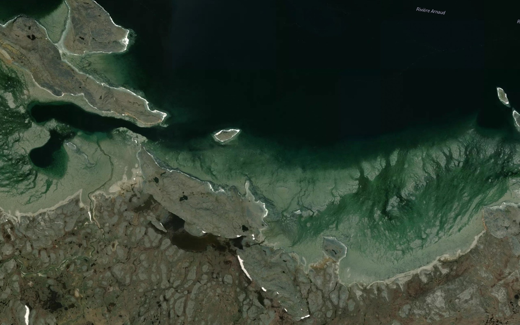 Satellite map of the Anse Tullavik