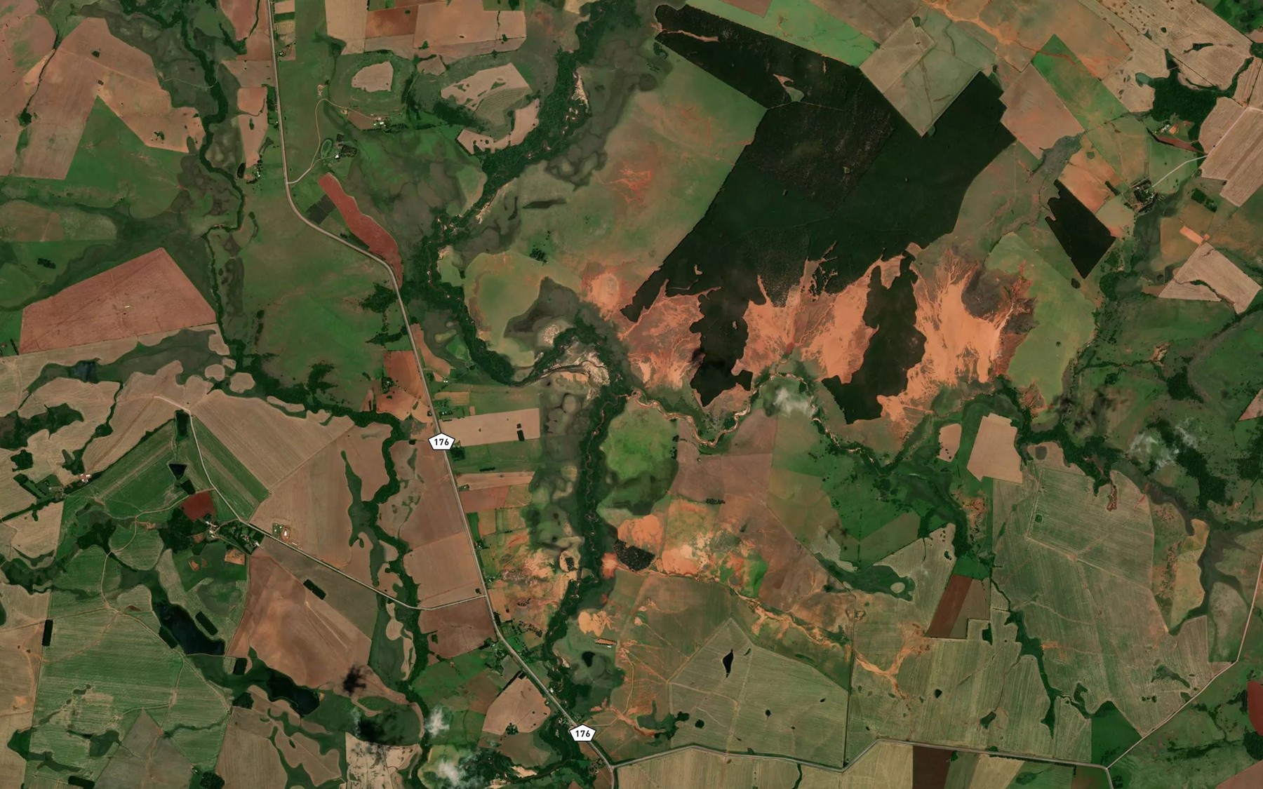 Satellite map of the Sanga do Barreiro