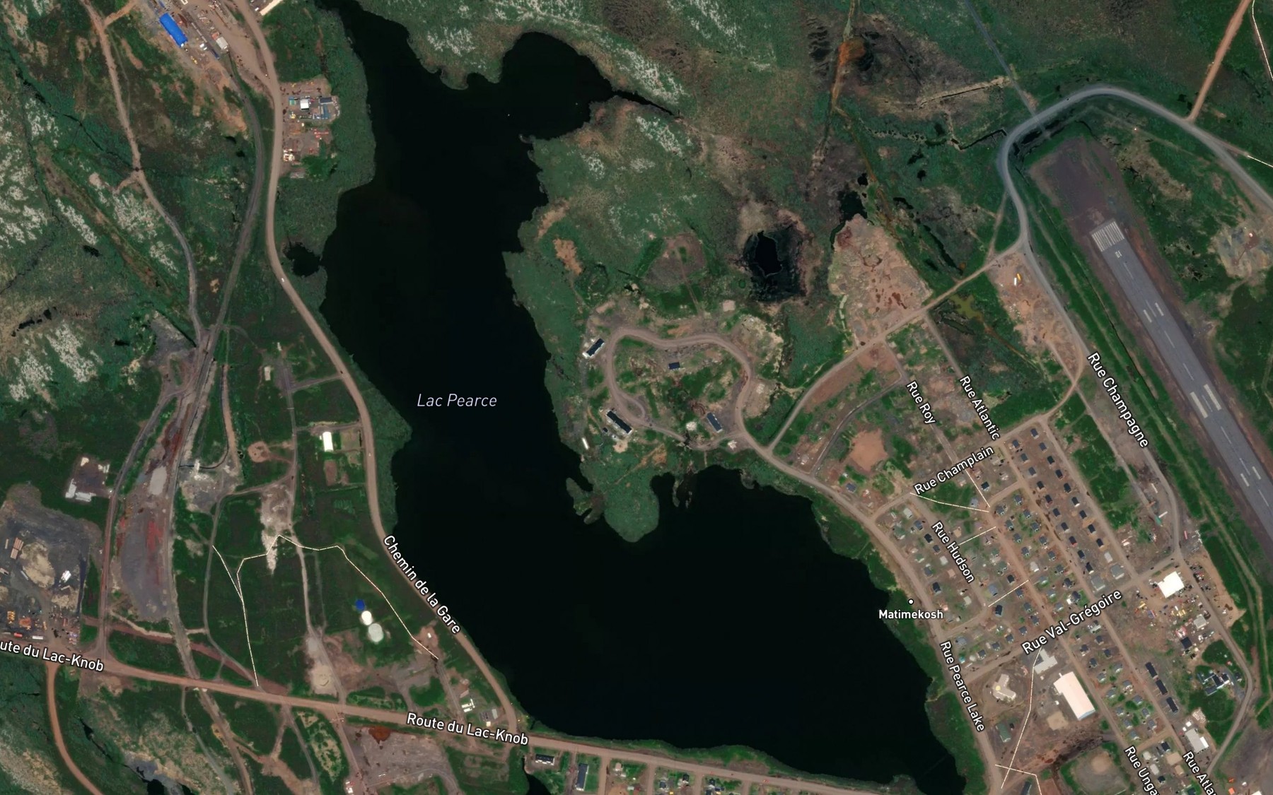 Satellite map of the Lac Pearce