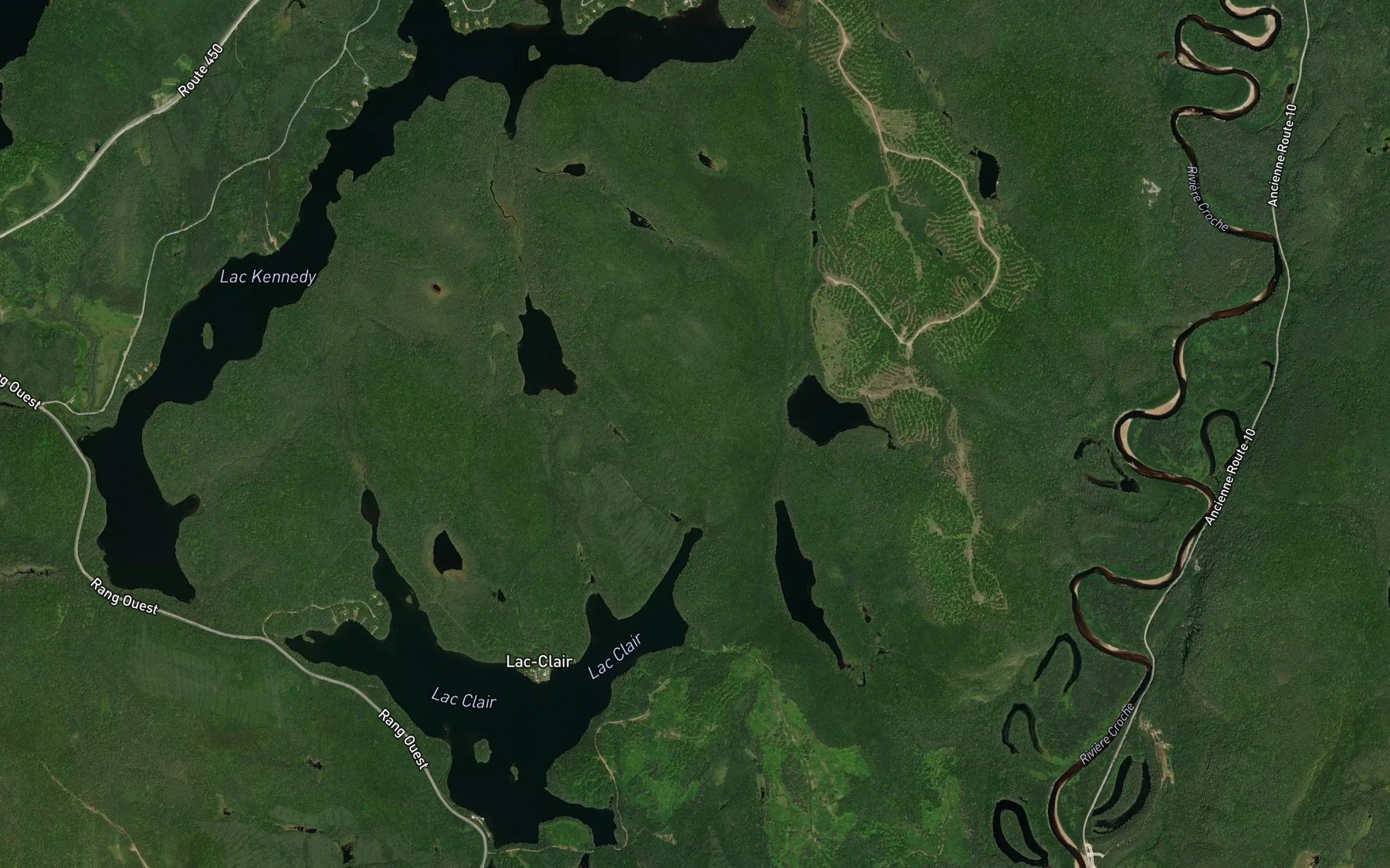 Satellite map of the Baie des Chiens