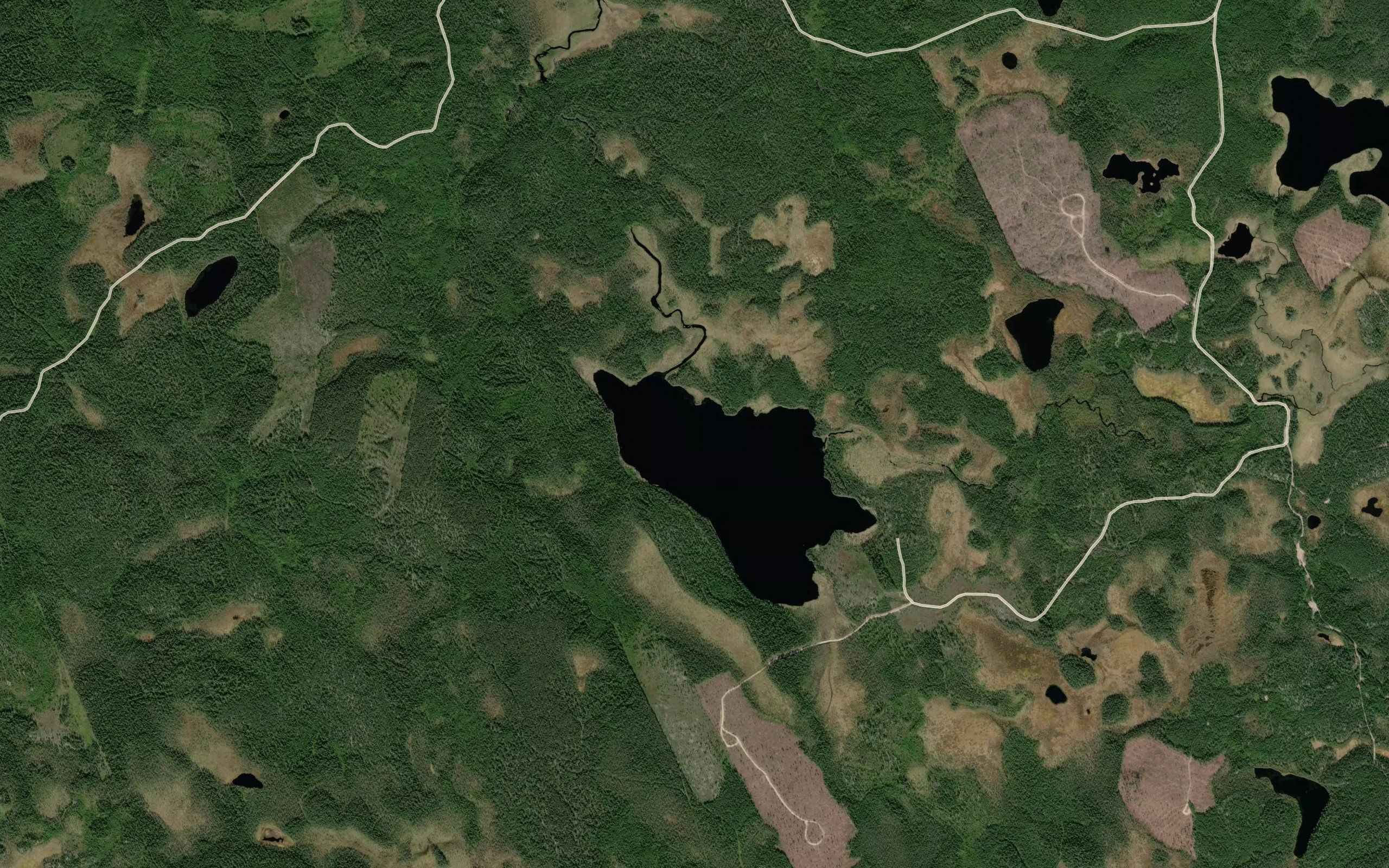 Ozero Ilya-Pakhka-Lampi