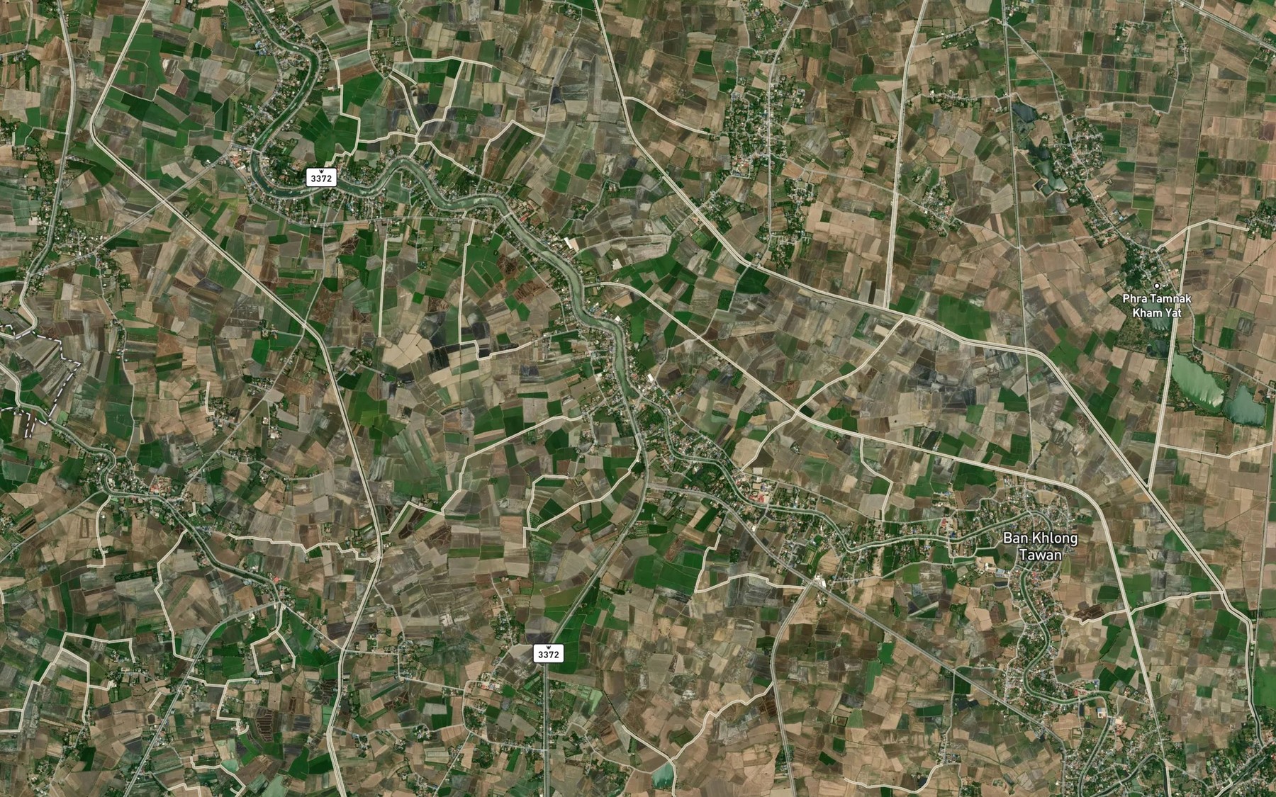 Satellite map of the Khlong Si Bua Thong