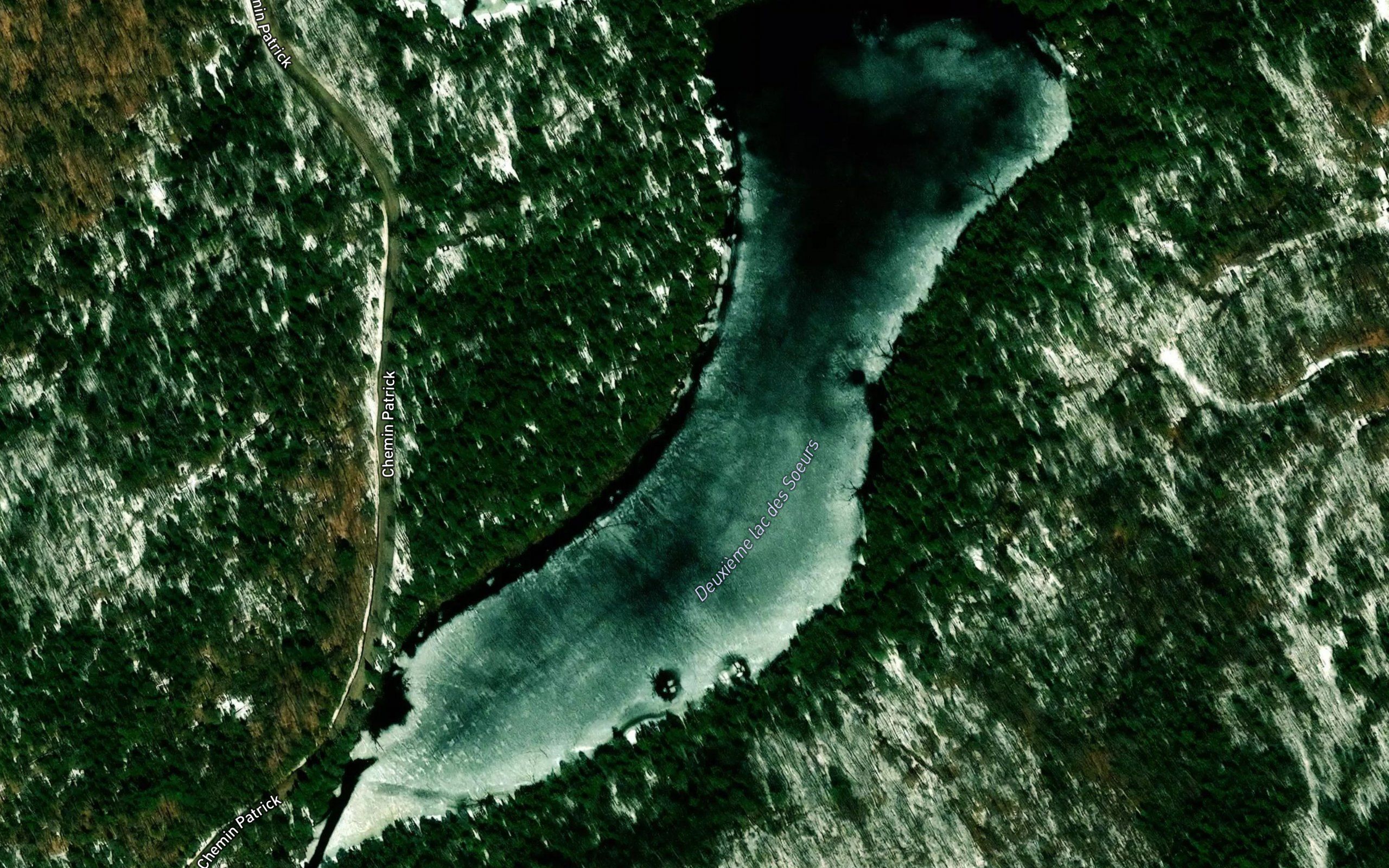 Deuxieme lac des Soeurs