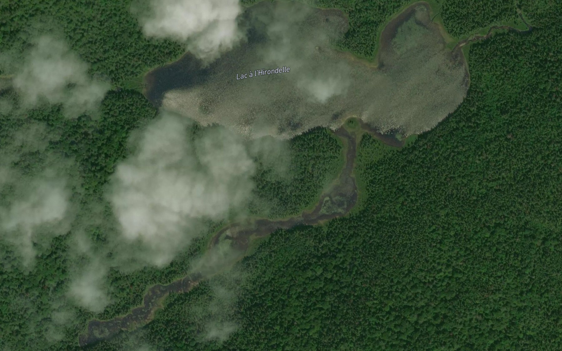 Satellite map of the Lac a l'Hirondelle