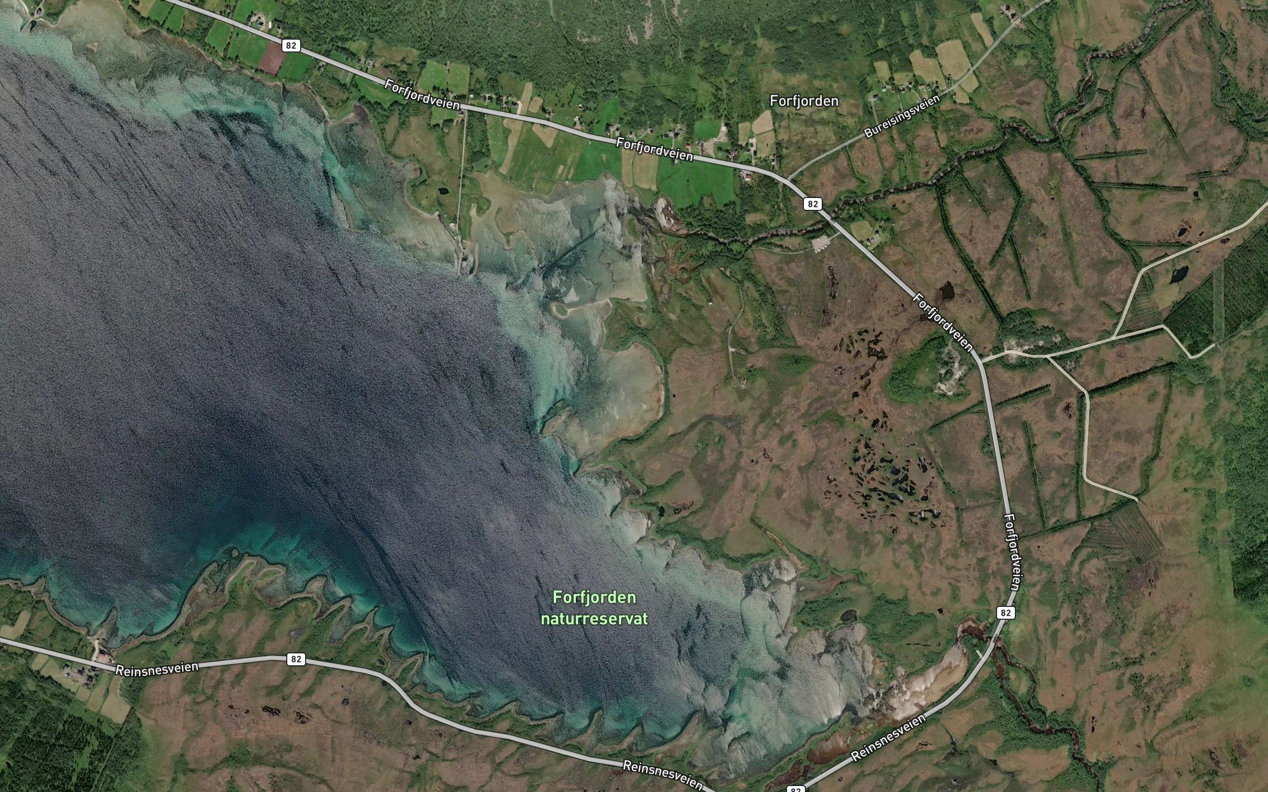 Langnesbukta