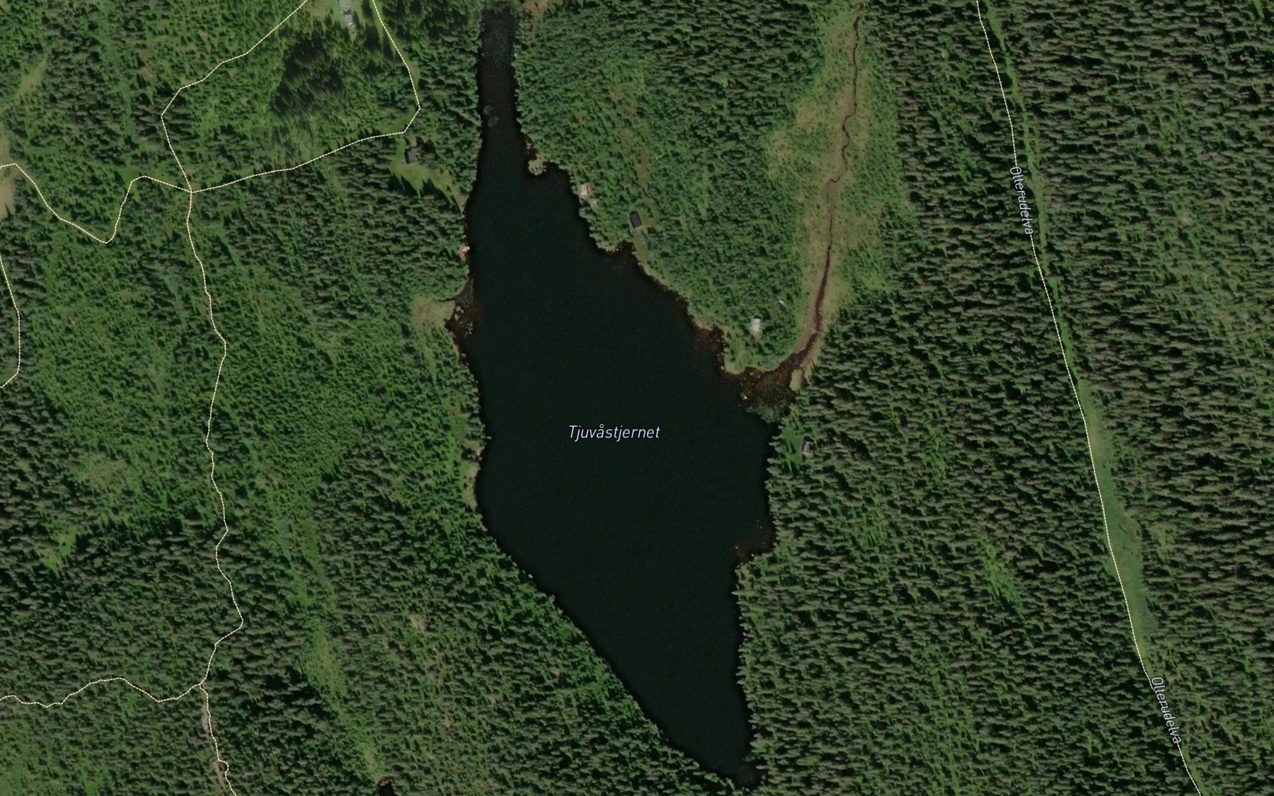 Satellite map of the Tjuvastjern