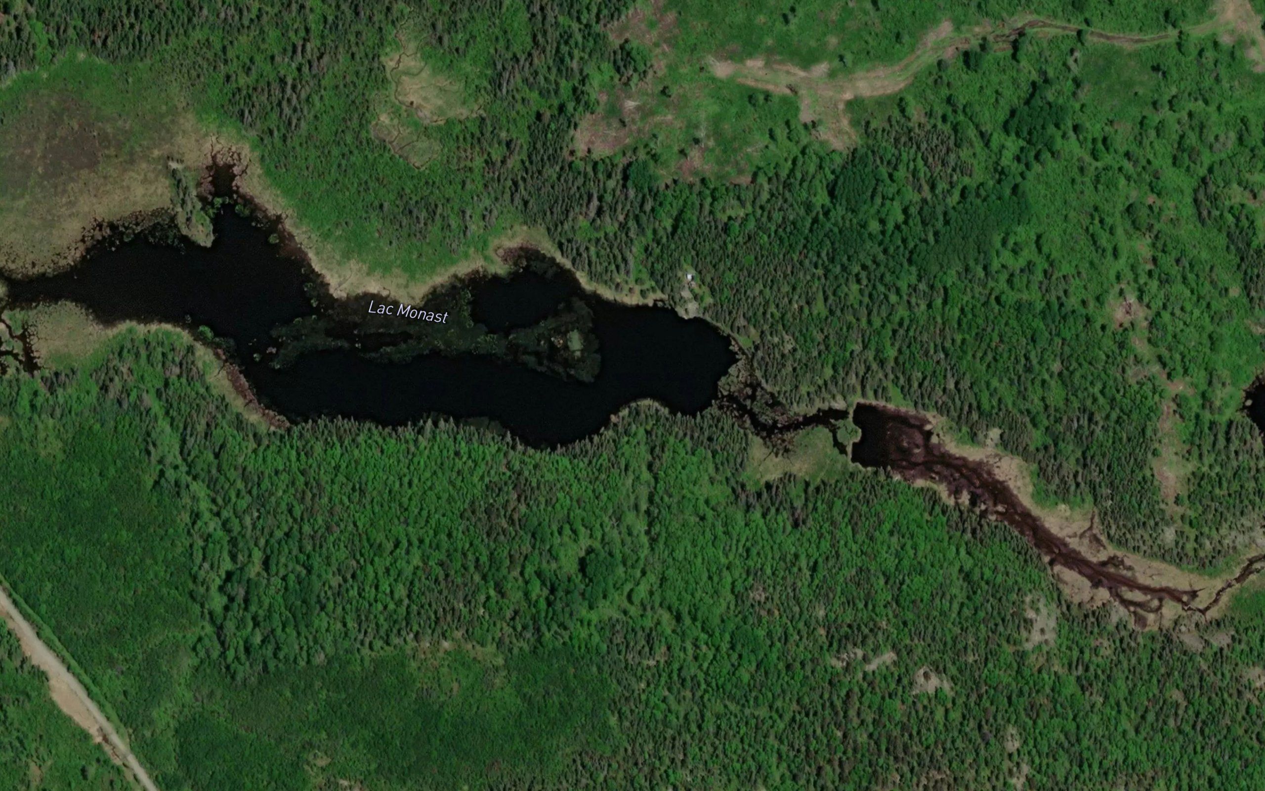 Lac Monast