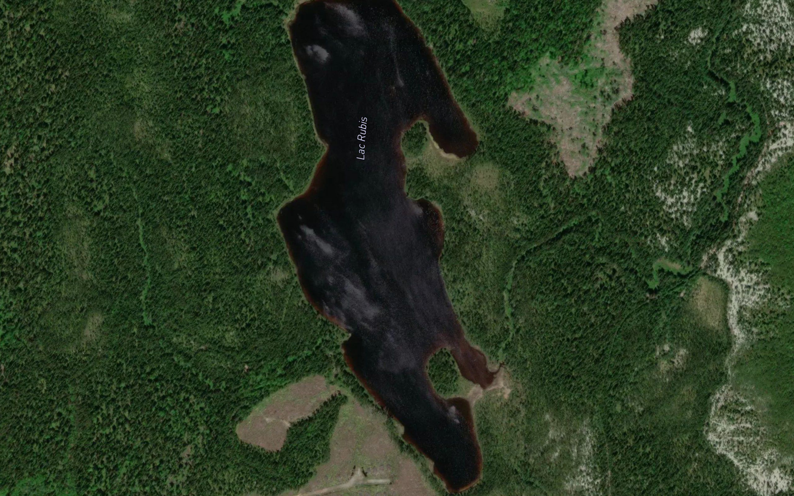 Lac Rubis