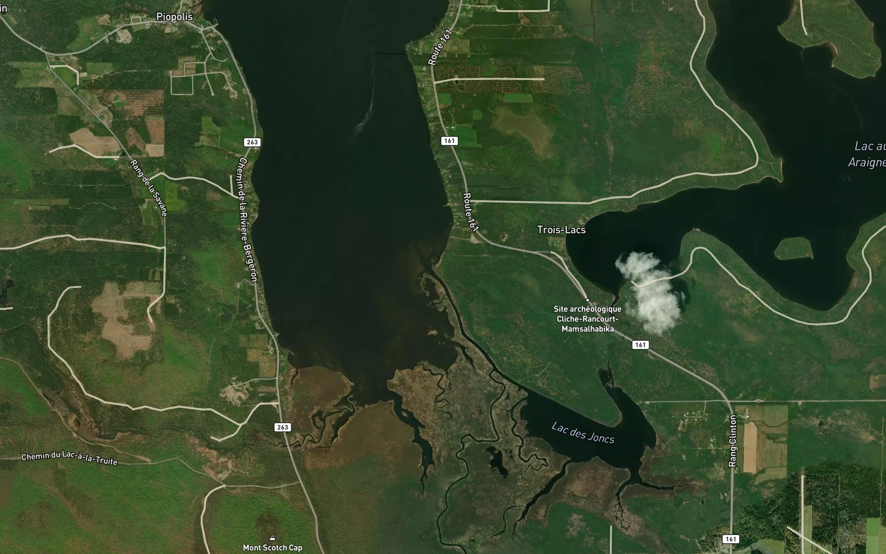 Satellite map of the Decharge du Lac des Joncs