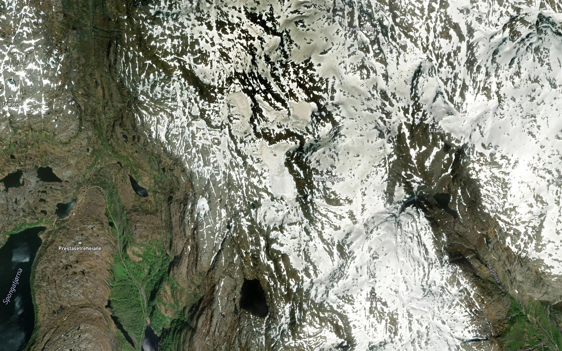 Satellite map of the Raudabergsvatnet