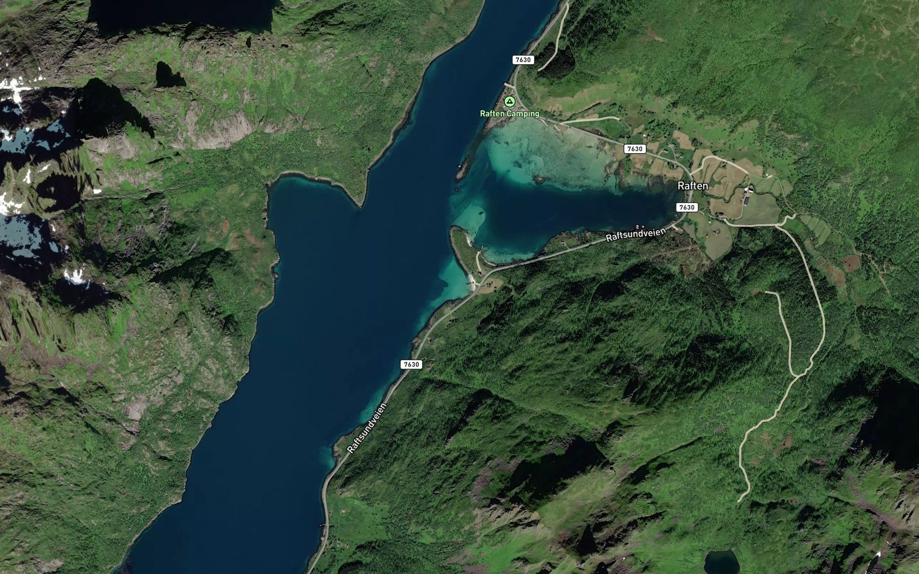 Satellite map of the Langnesvika