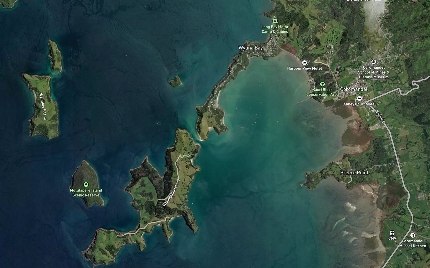 Satellite map of the Makariri Bay