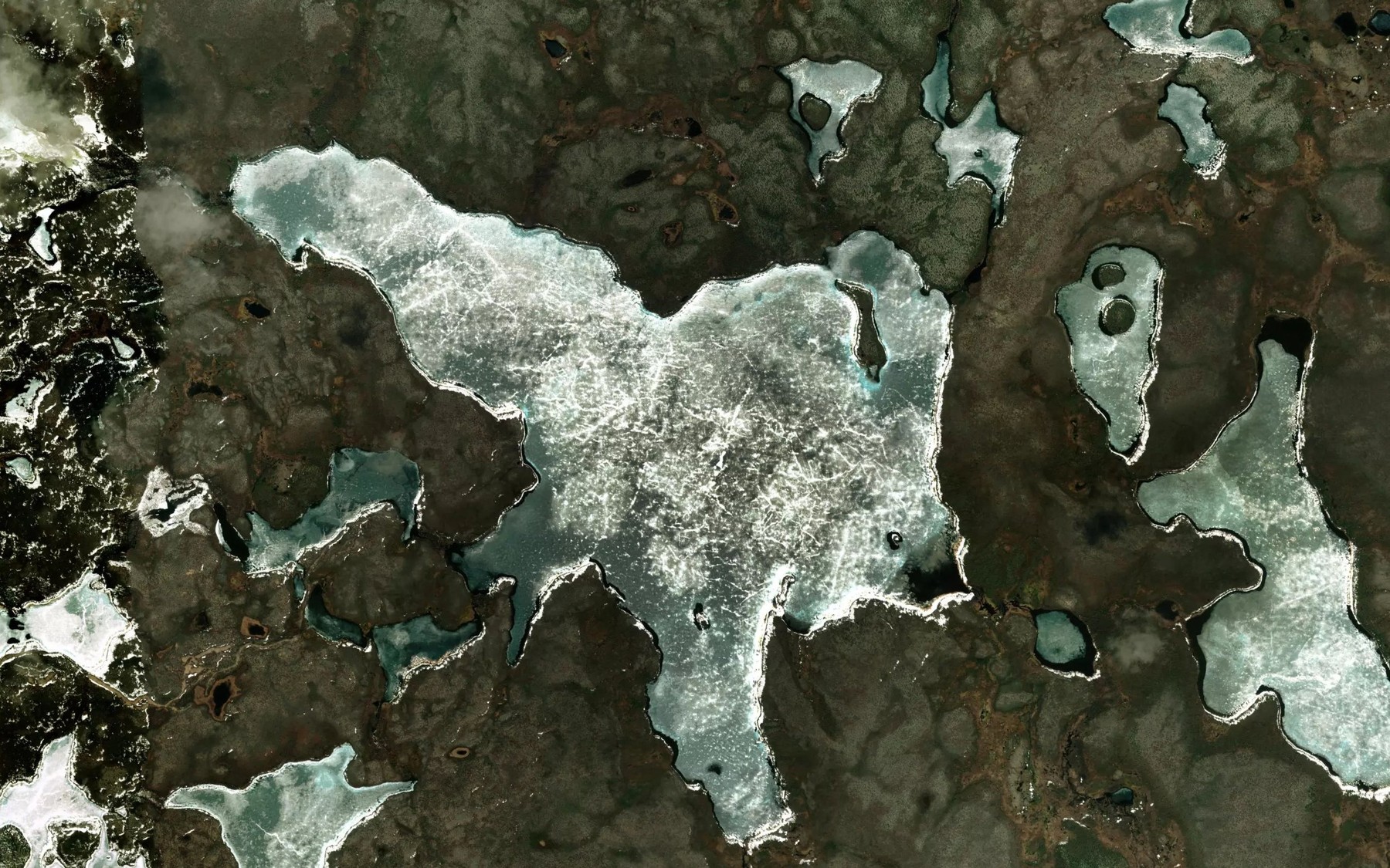 Satellite map of the Gant Lake