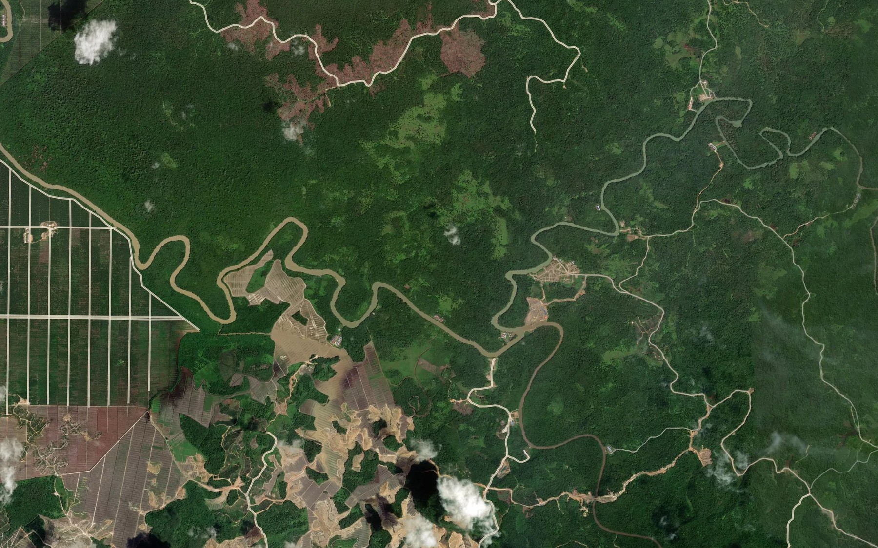 Satellite map of the Sungai Binio