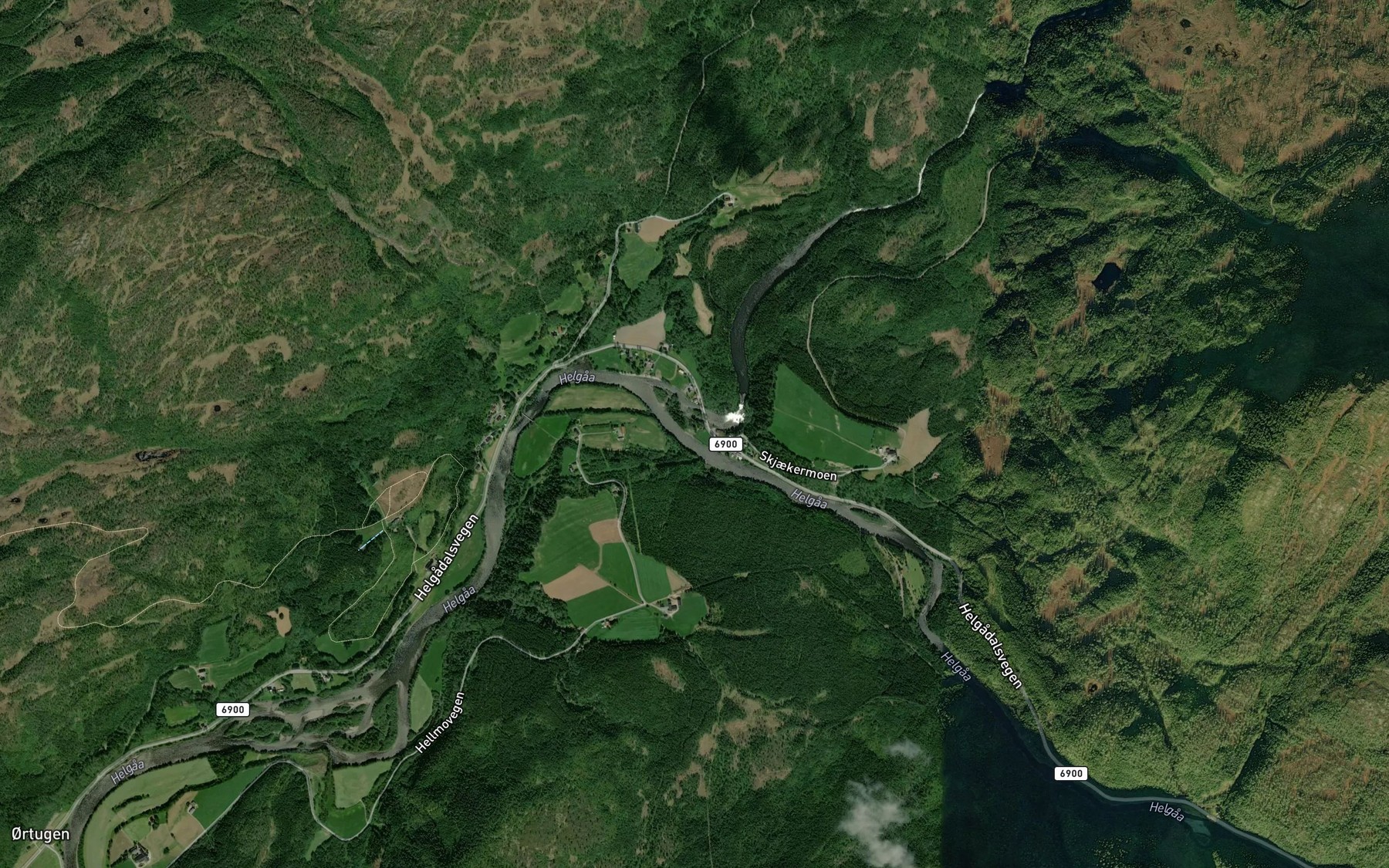 Satellite map of the Skjaekra