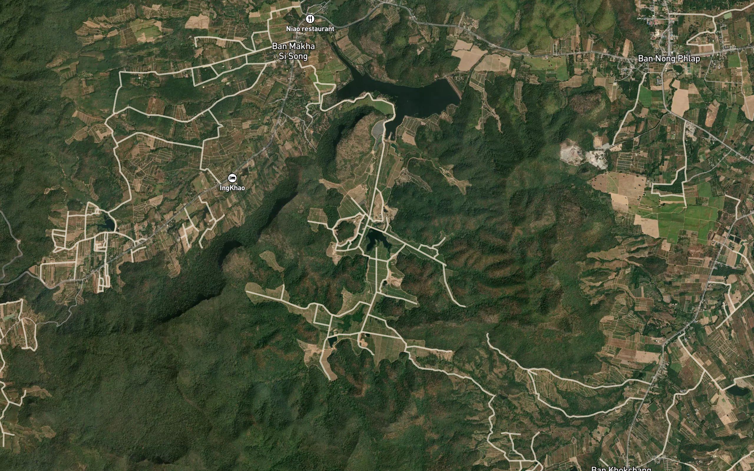 Ang Kep Nam Huai Sai Ngam