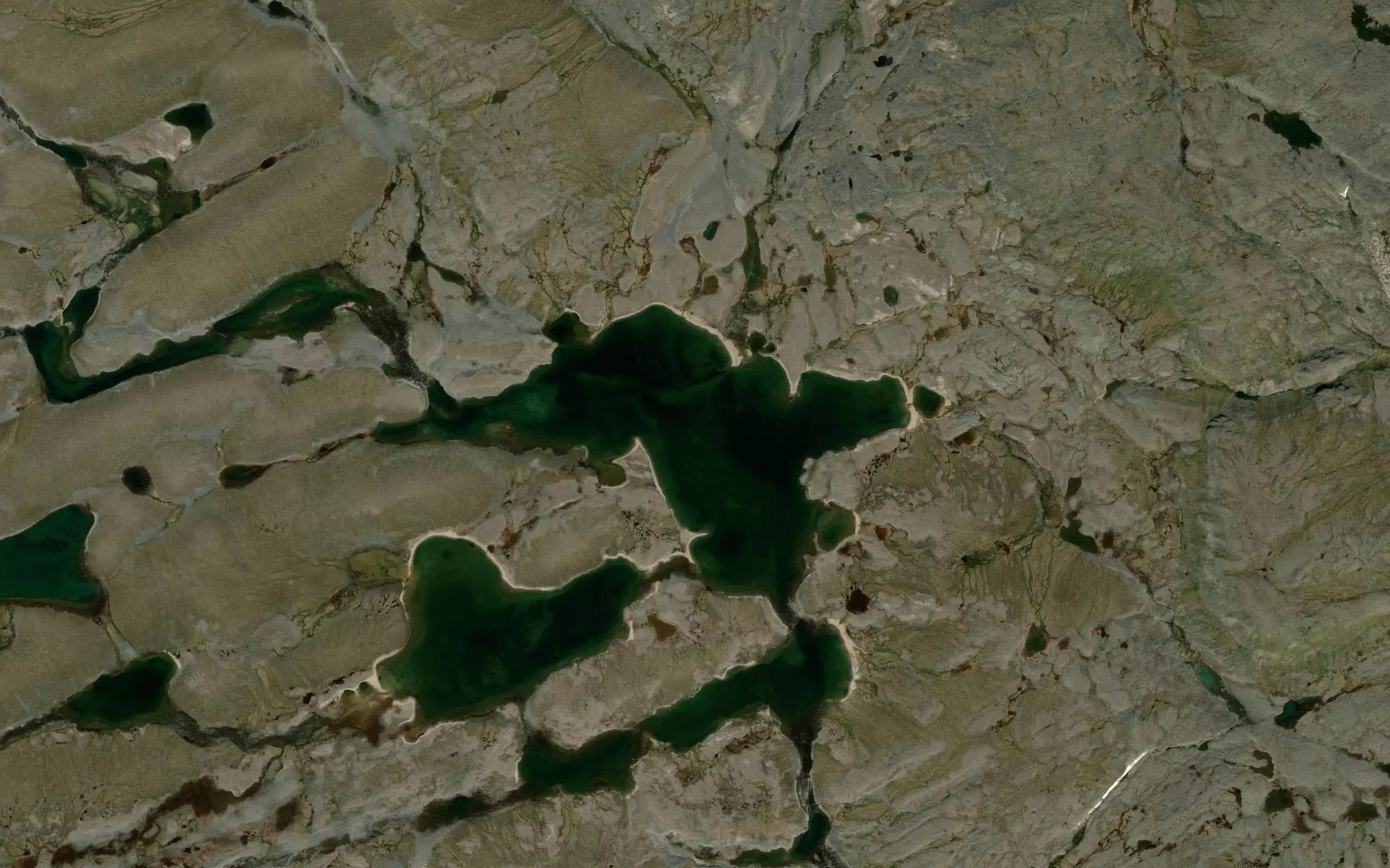 Satellite map of the Lac Itirviluarjuk