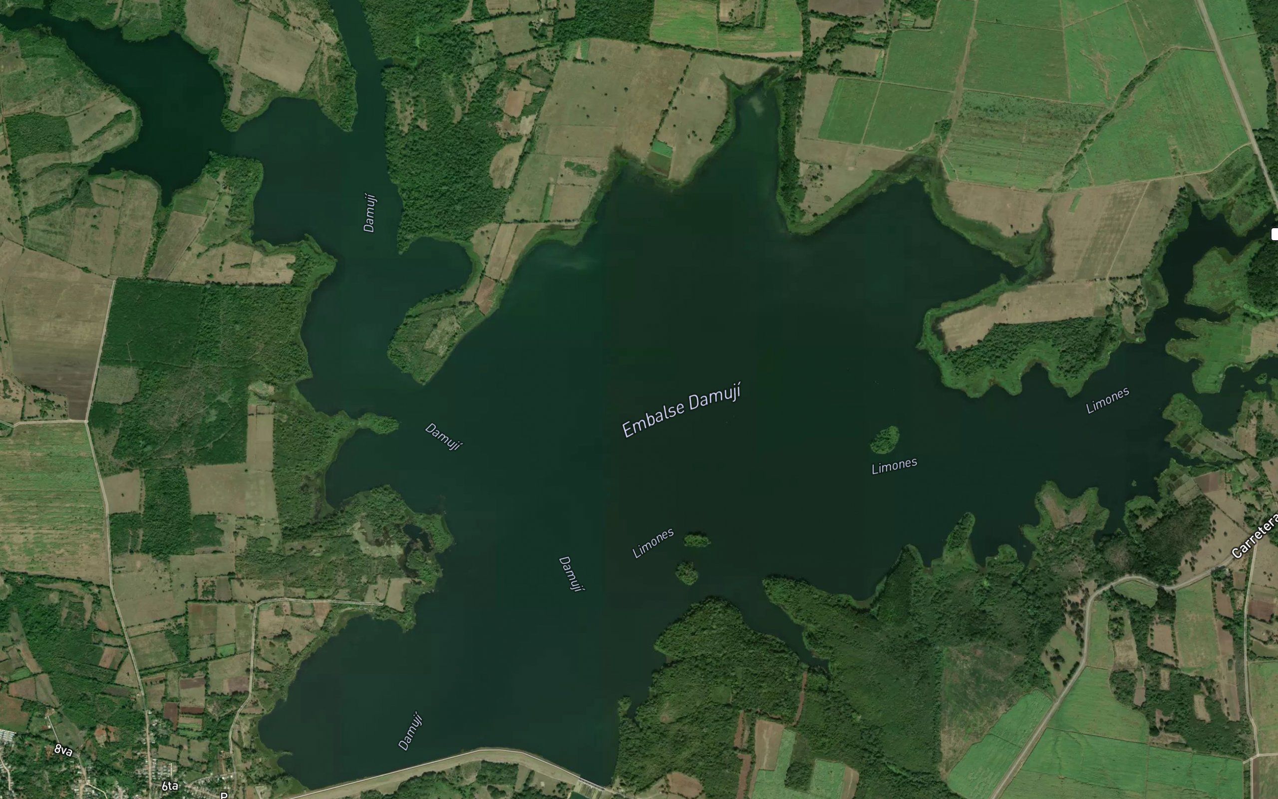 Embalse Damuji