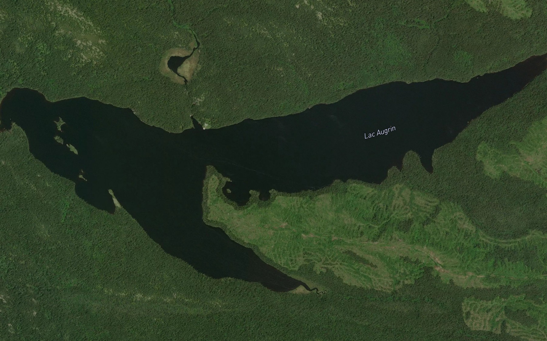 Satellite map of the Lac Augrin