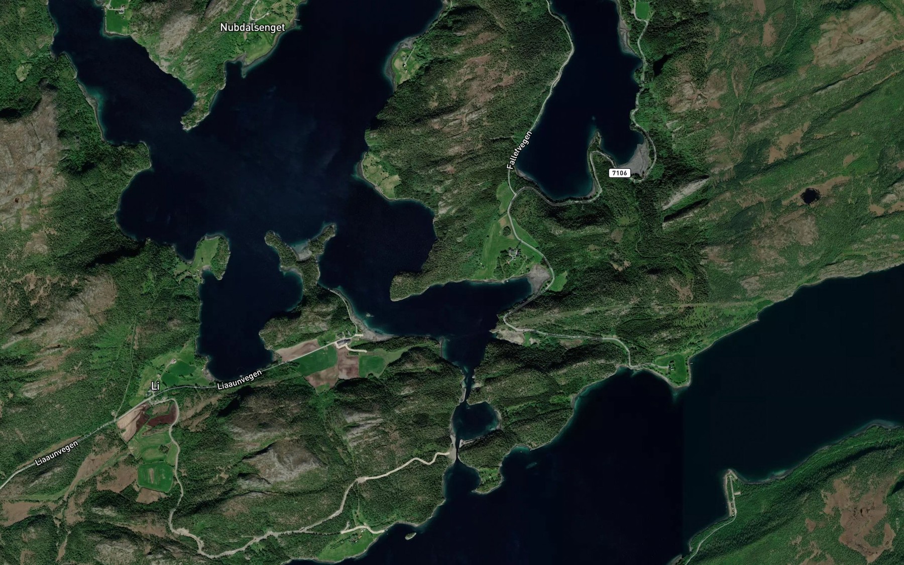 Satellite map of the Honnorvika
