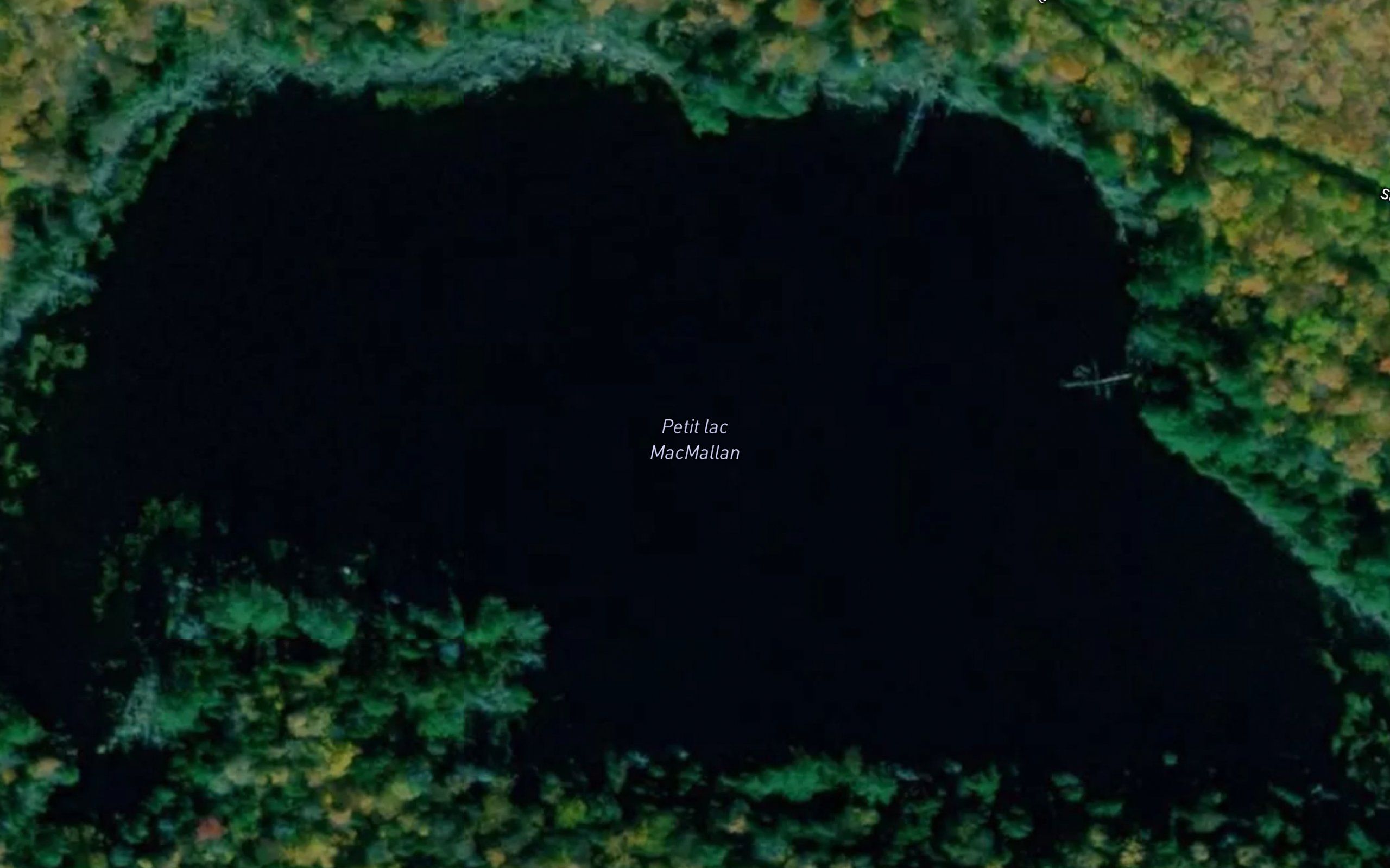 Petit lac MacMallan