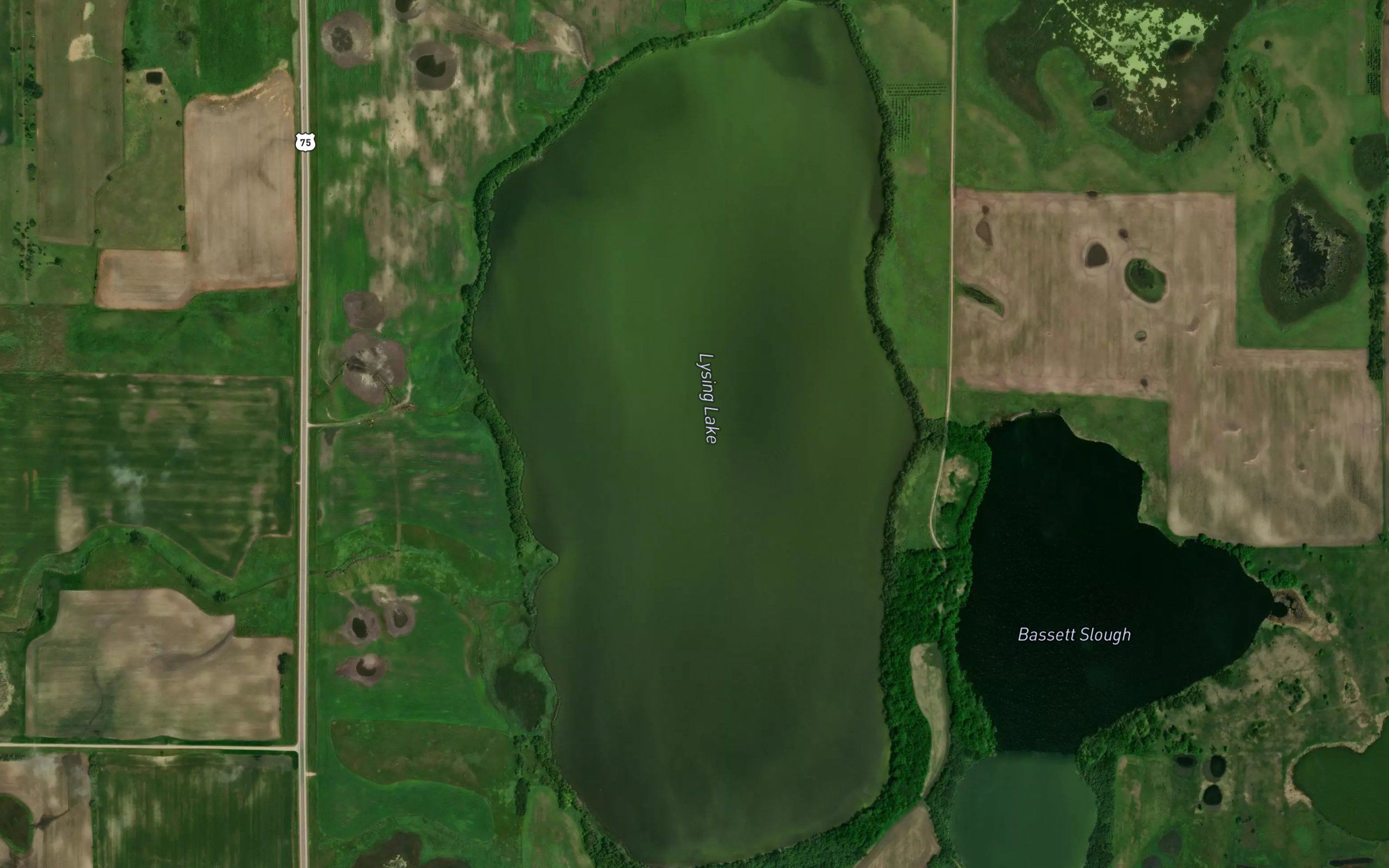 Lysing Lake