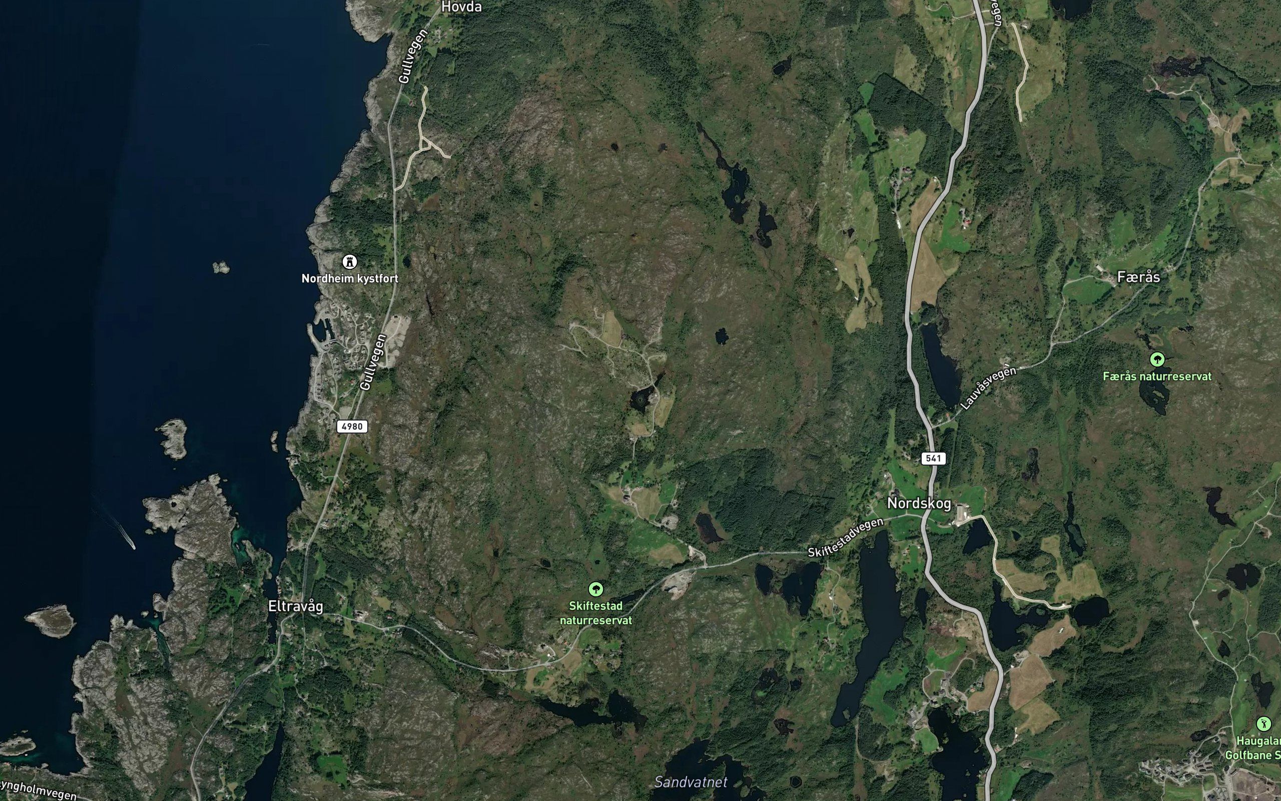 Trehovdatjorna