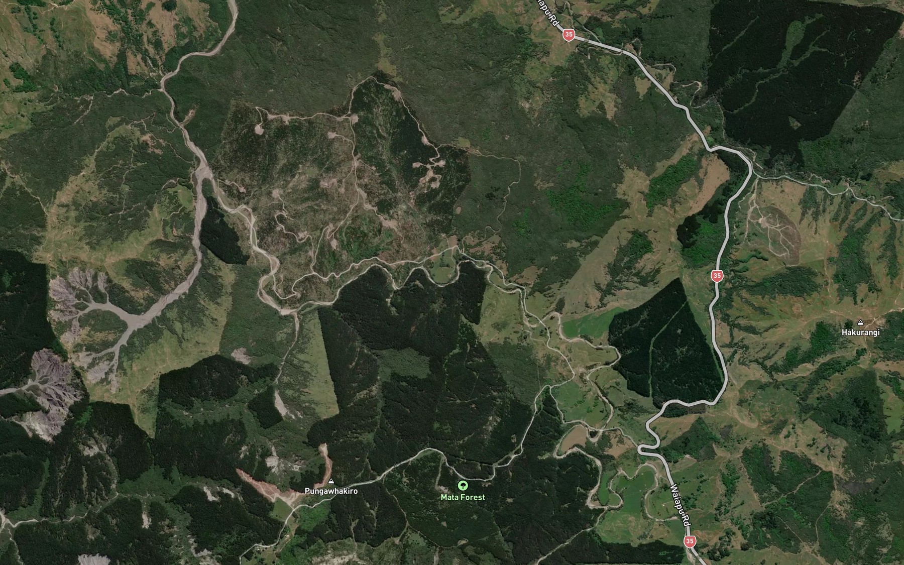 Satellite map of the Makarika Stream