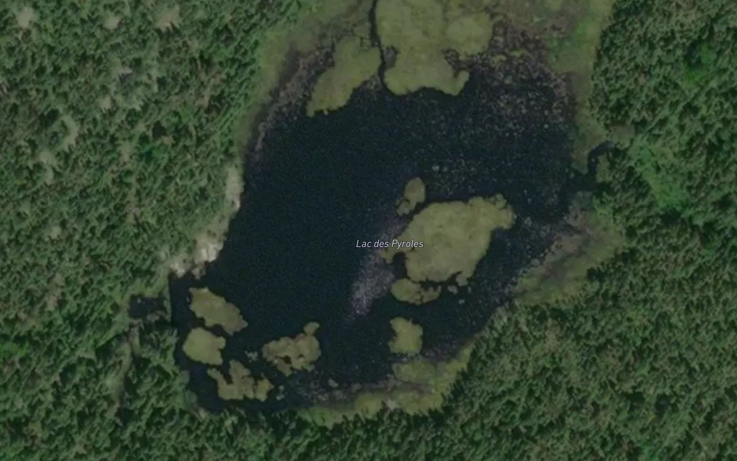 Lac des Pyroles