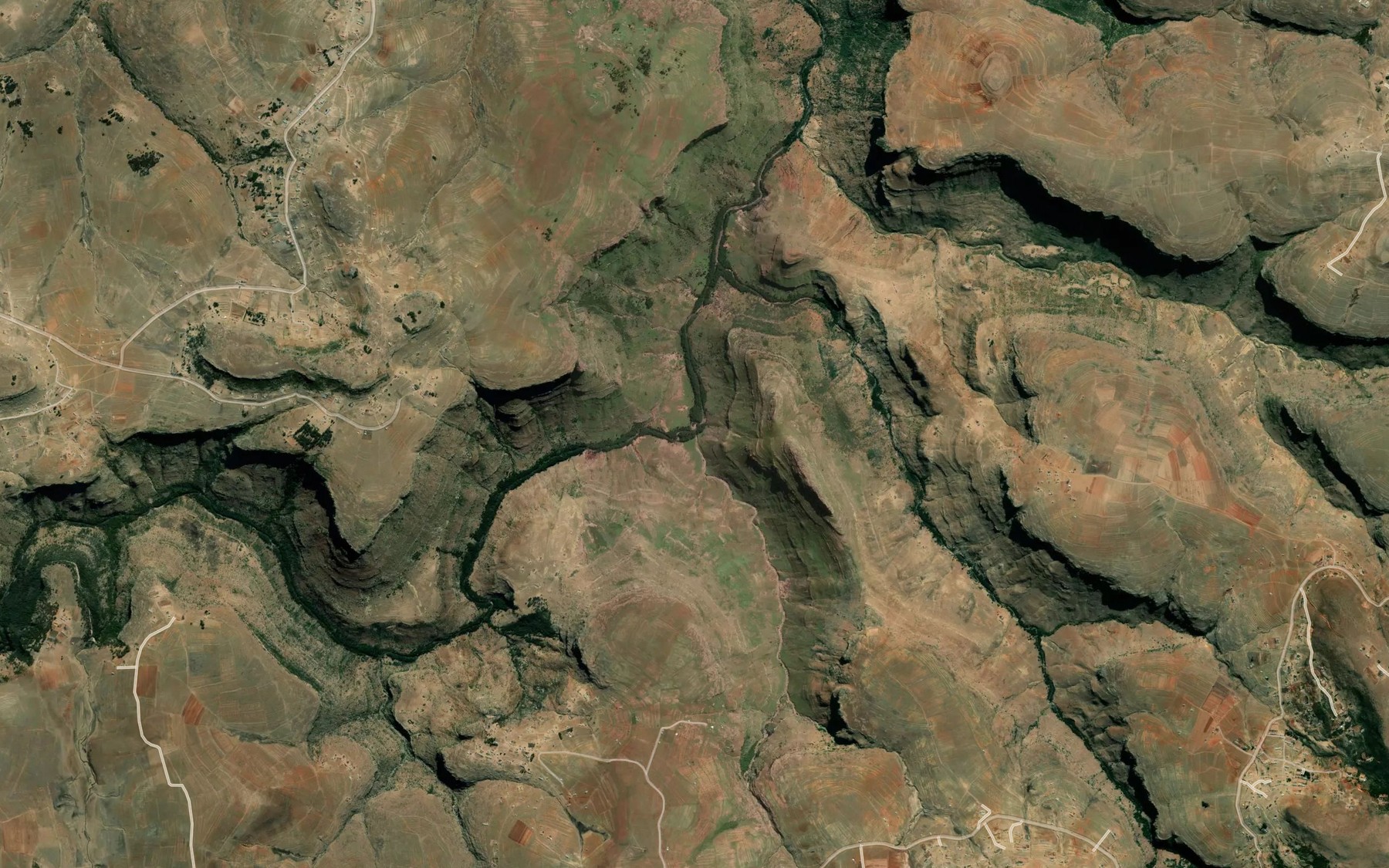 Satellite map of the Lututu