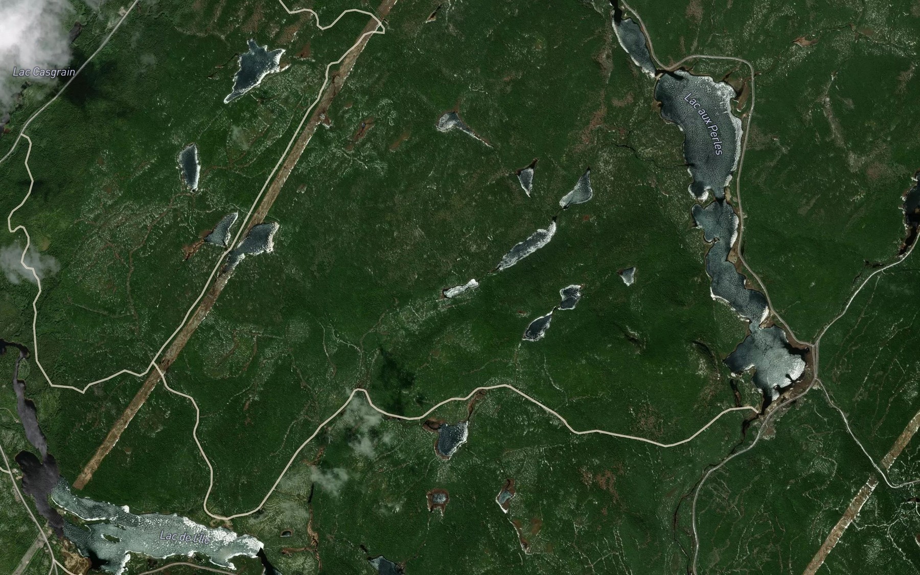 Satellite map of the Lac d'Ambre