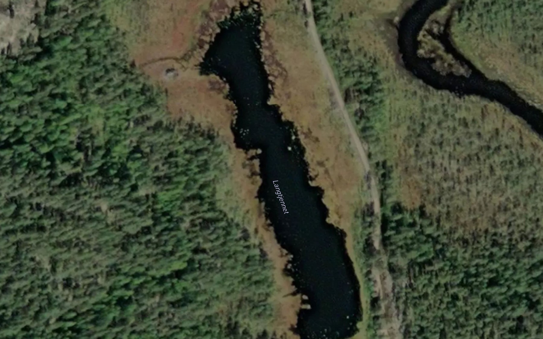 Satellite map of the Langtjennet