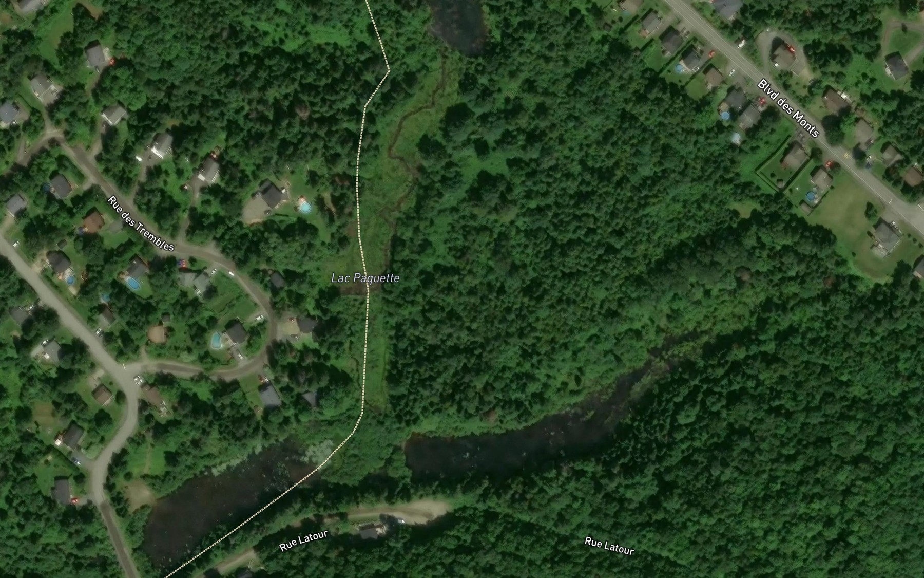 Satellite map of the Lac Paquette