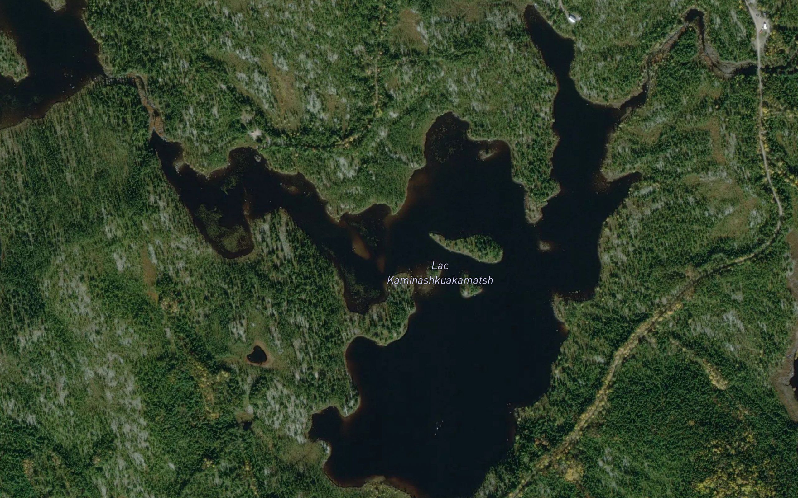 Lac Kaminashkuakamatsh