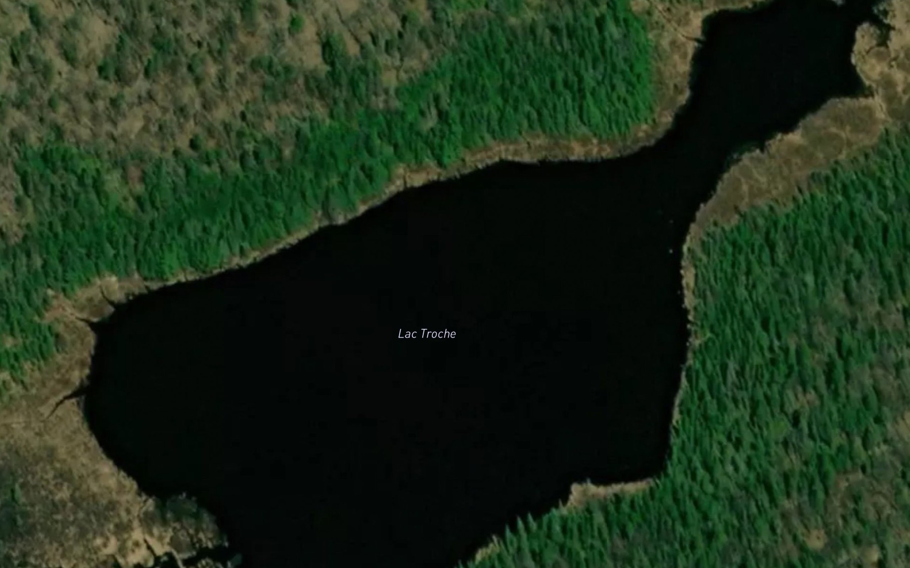 Satellite map of the Lac Troche