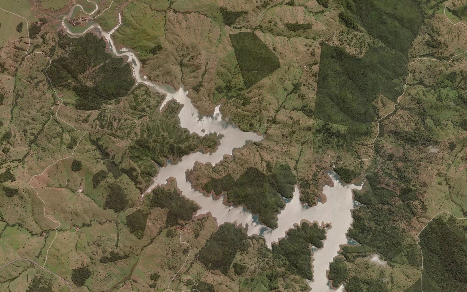 Satellite map of the Rio Piracanjuba