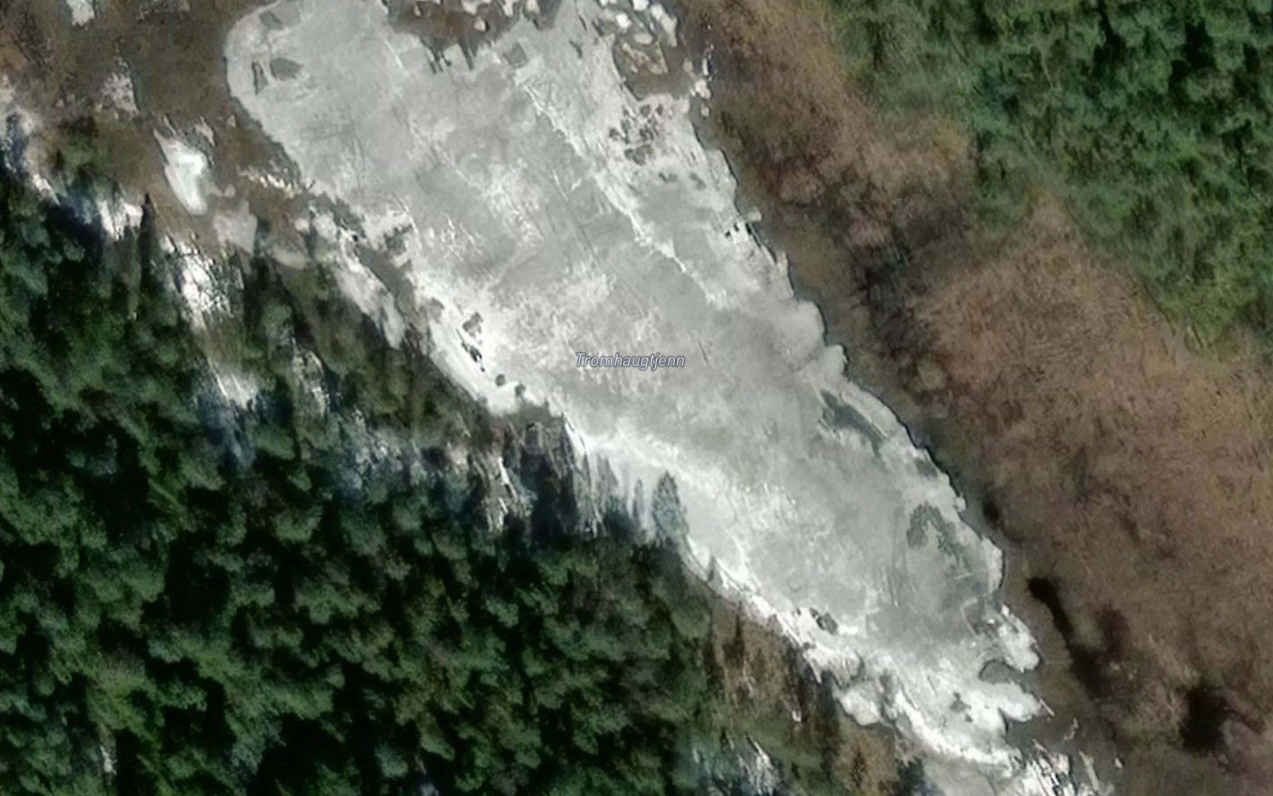 Tromhaugtjern