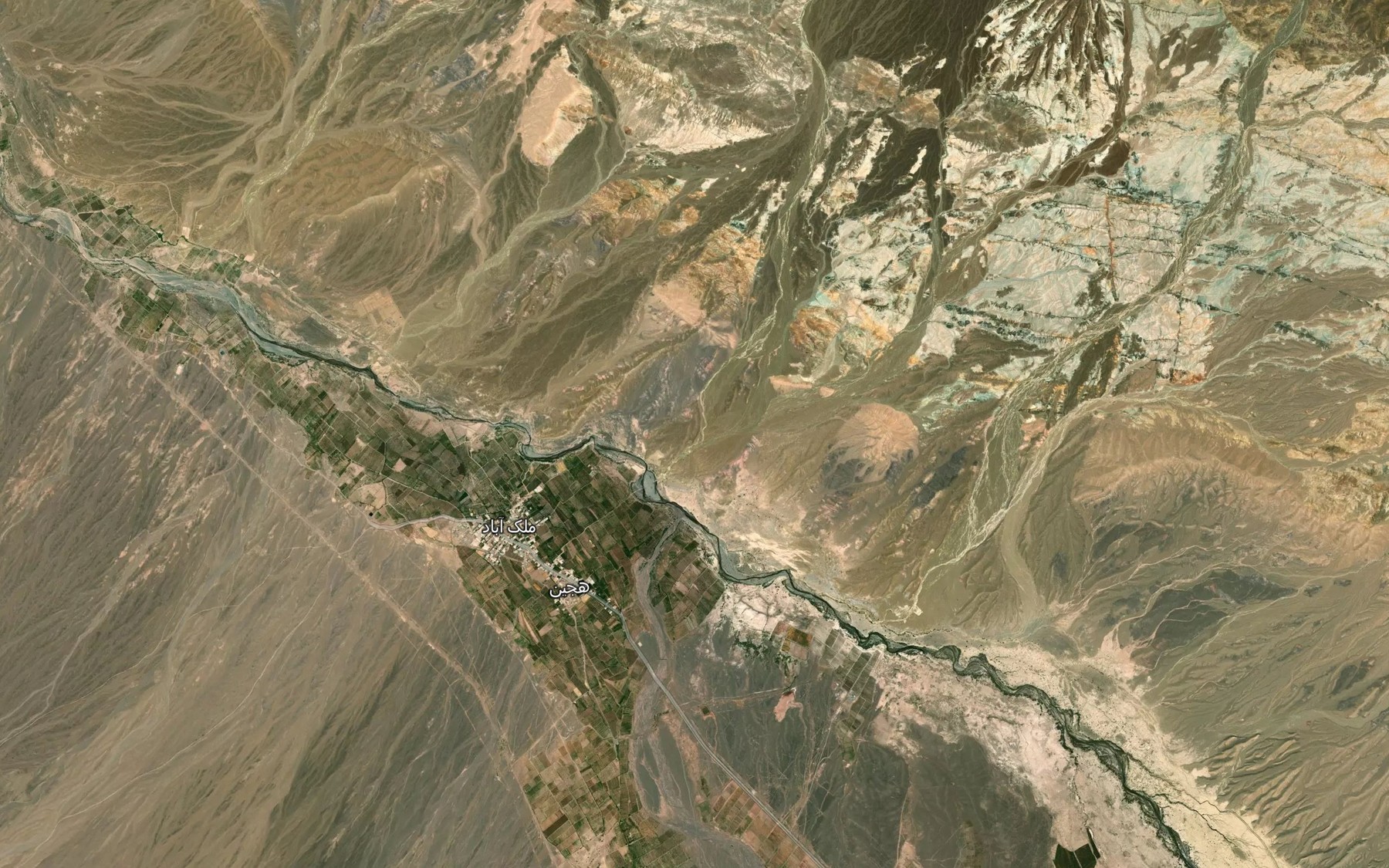 Satellite map of the Rudkhaneh-ye Hojnim