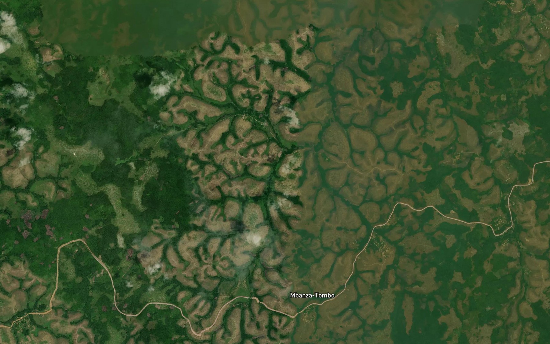 Satellite map of the Senda