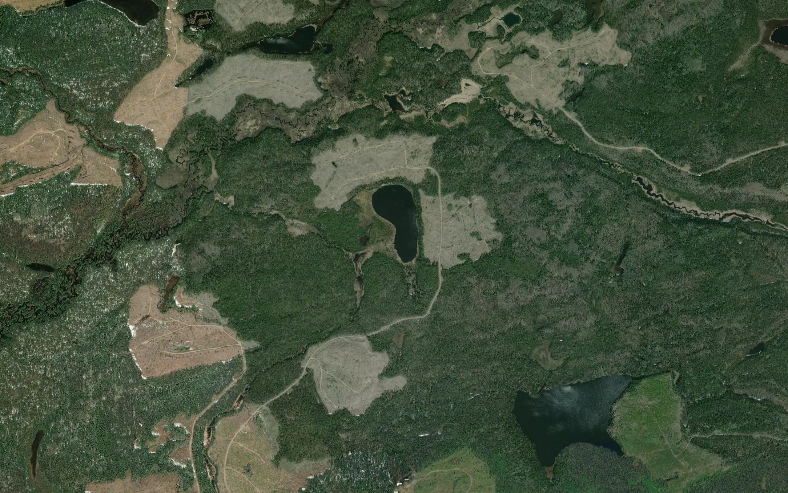 Tsa Nsi' Lake