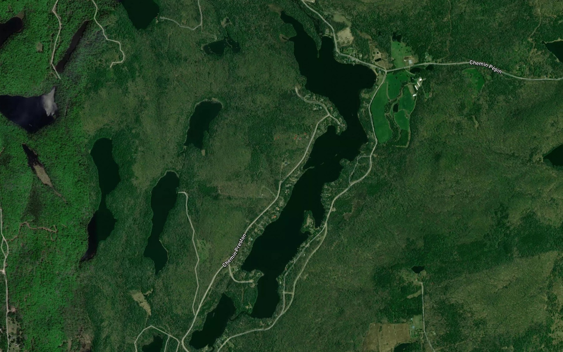 Satellite map of the Lac Equerre